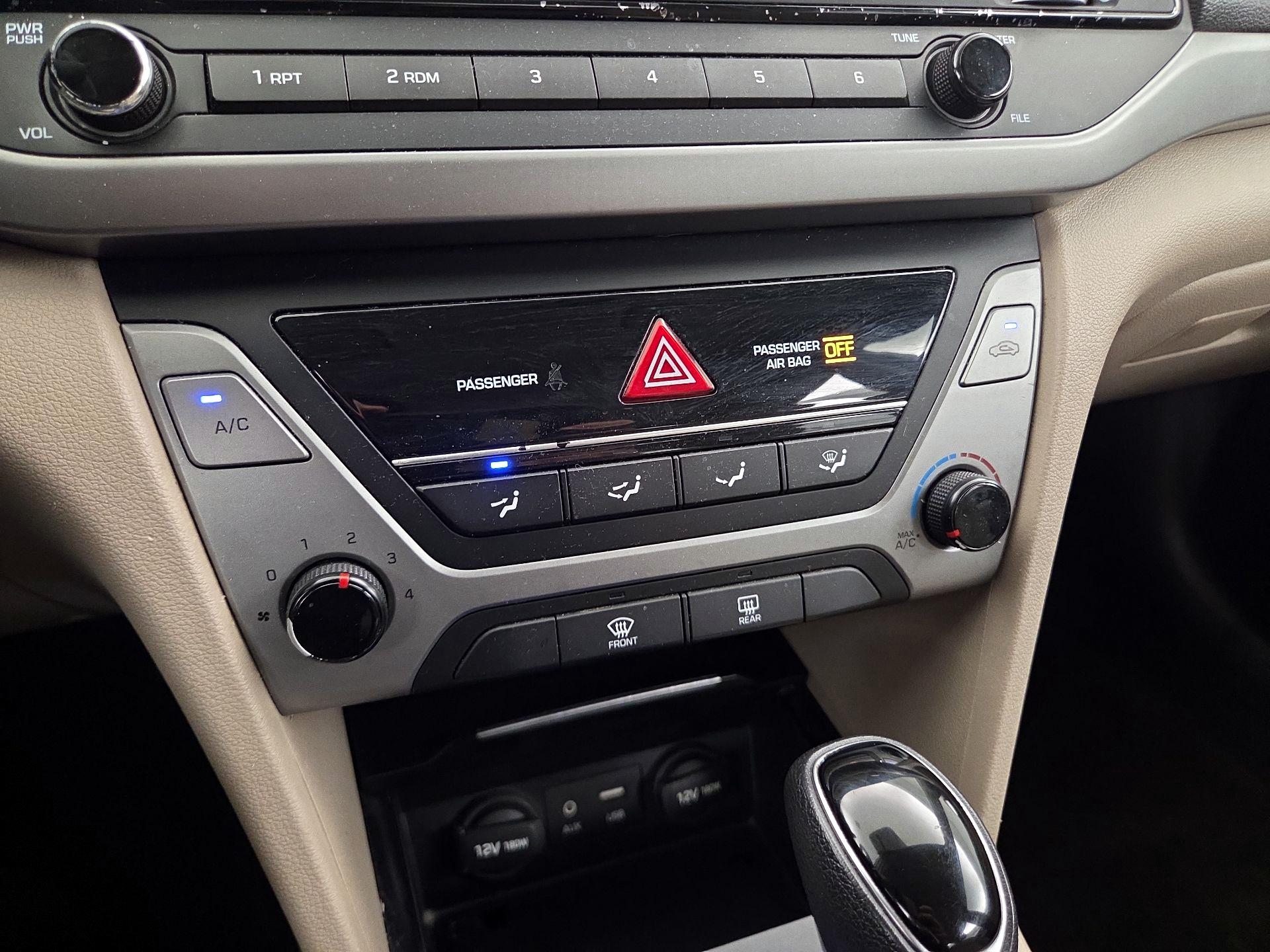 Thumbnail: 2017 Hyundai Elantra - 15