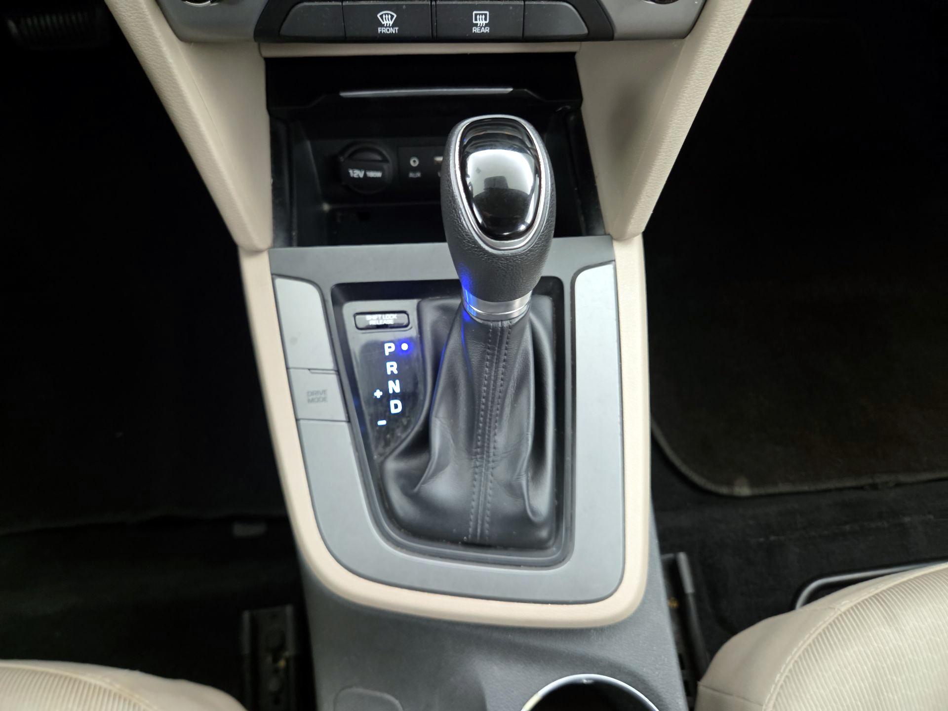 Thumbnail: 2017 Hyundai Elantra - 16