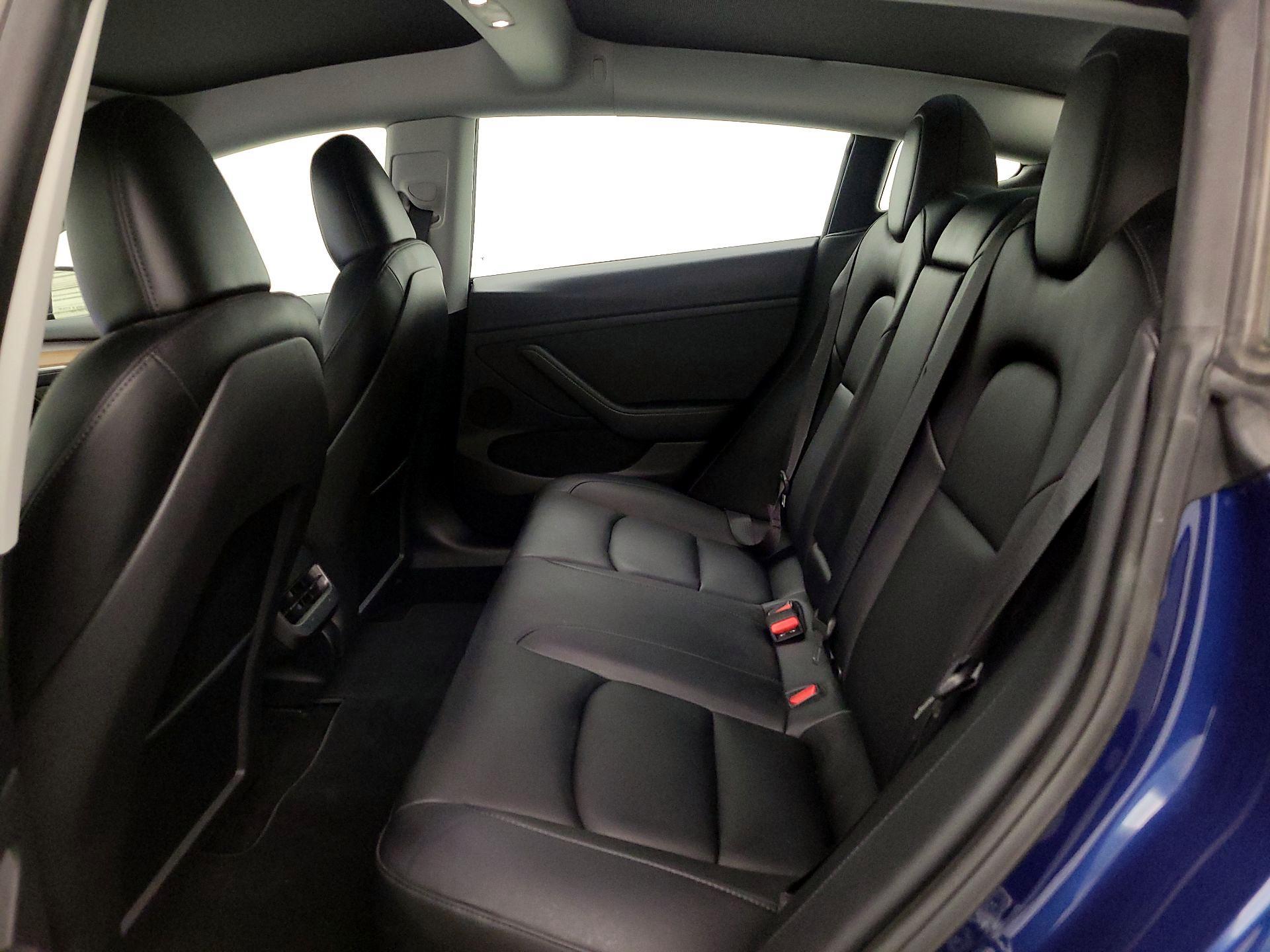 Thumbnail: 2023 Tesla Model 3 - 20