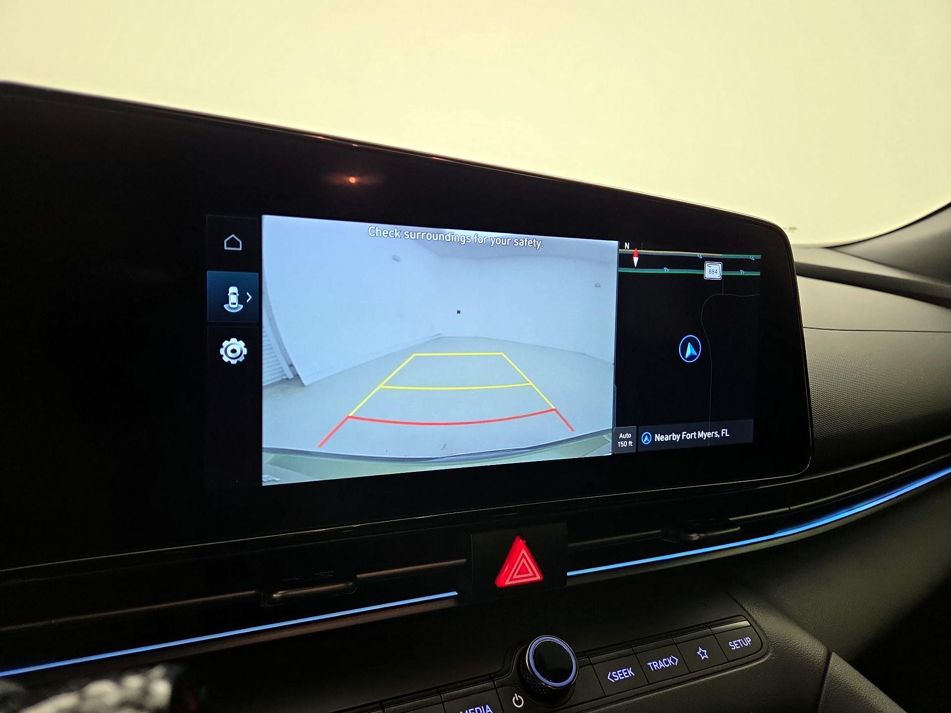 Thumbnail: 2024 Hyundai Elantra - 15
