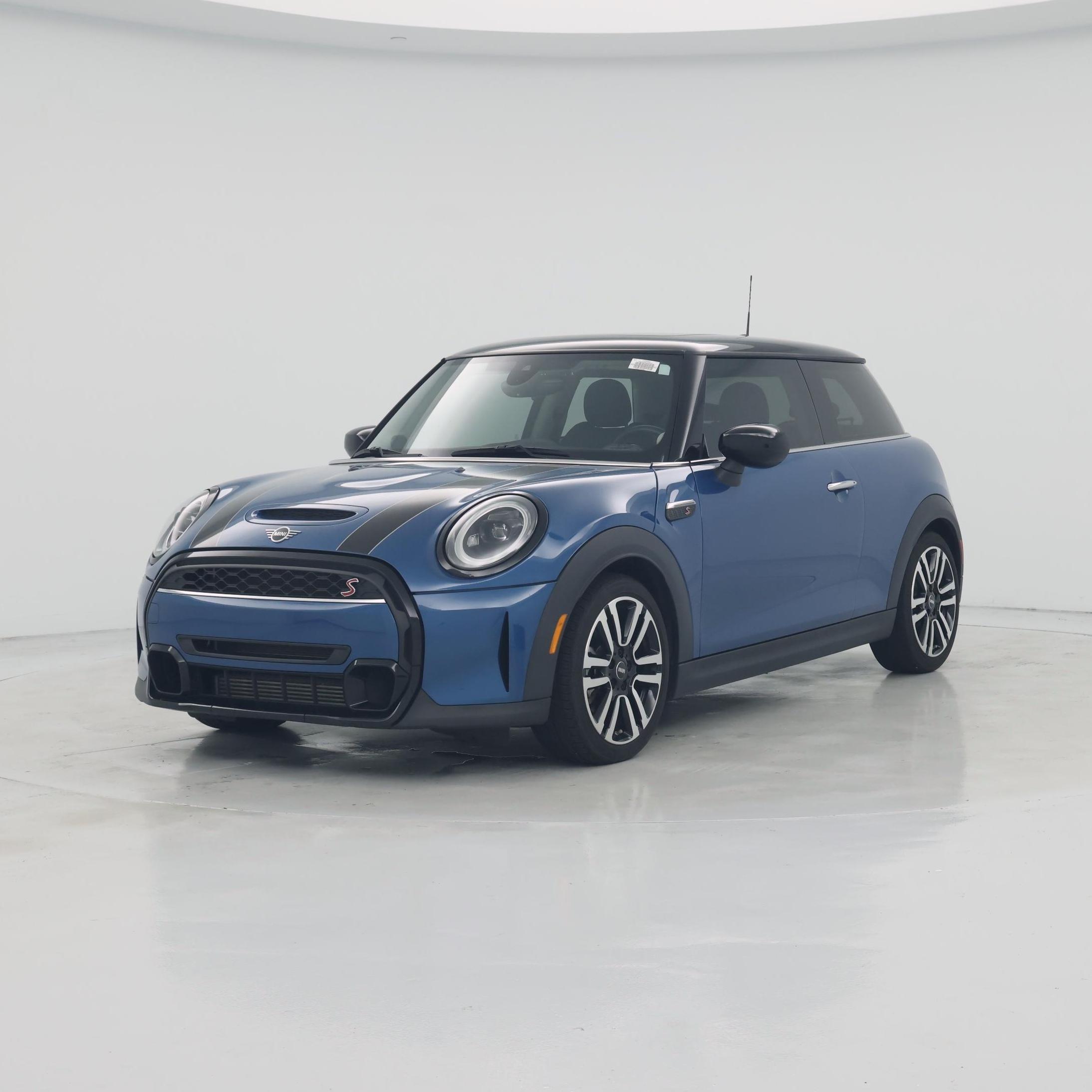 Thumbnail: 2023 MINI Cooper Hardtop - 4