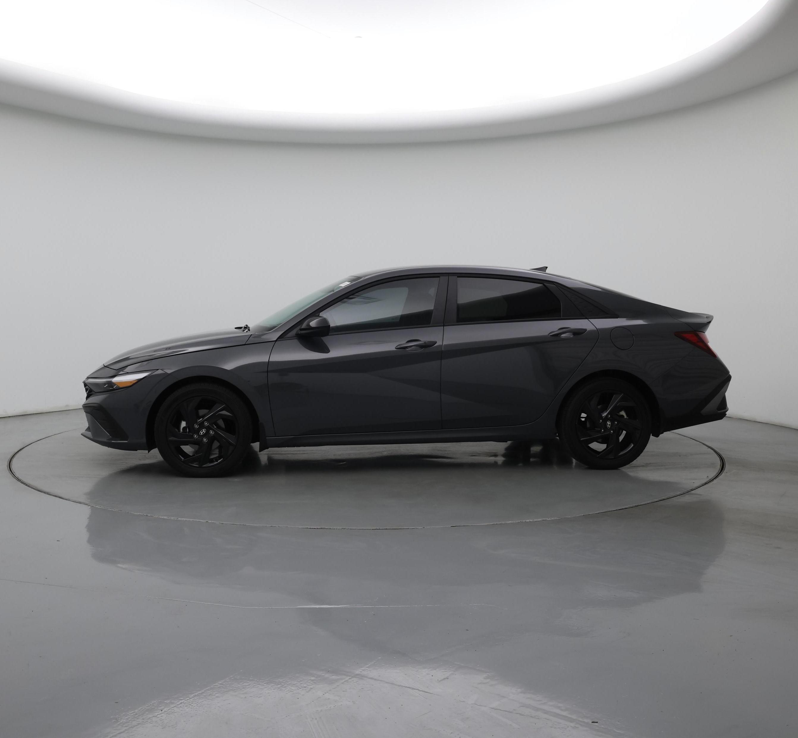 Thumbnail: 2026 Hyundai Elantra - 3