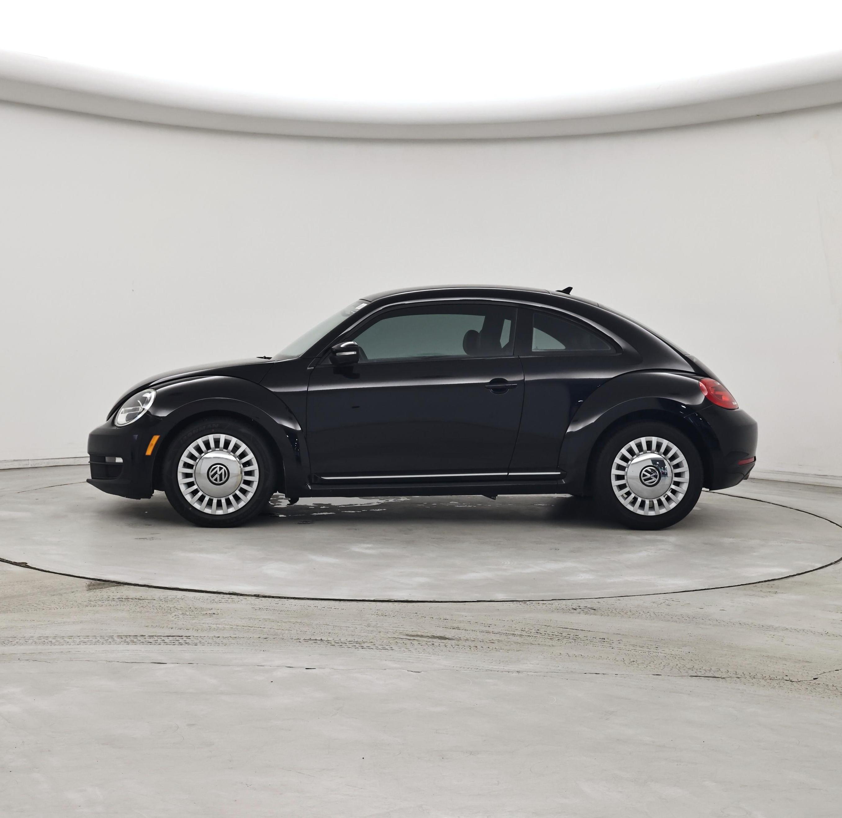 Thumbnail: 2014 Volkswagen Beetle - 3