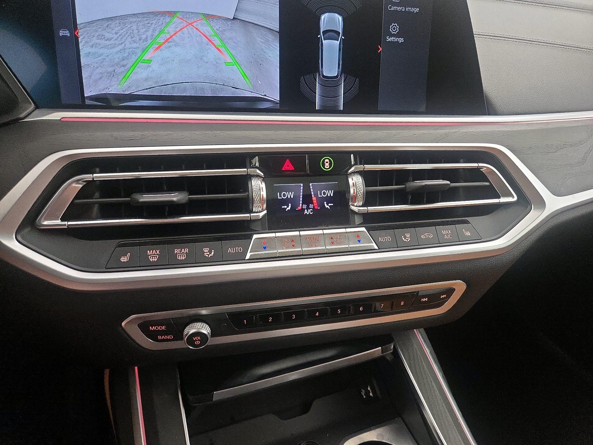Thumbnail: 2022 BMW X7 - 17