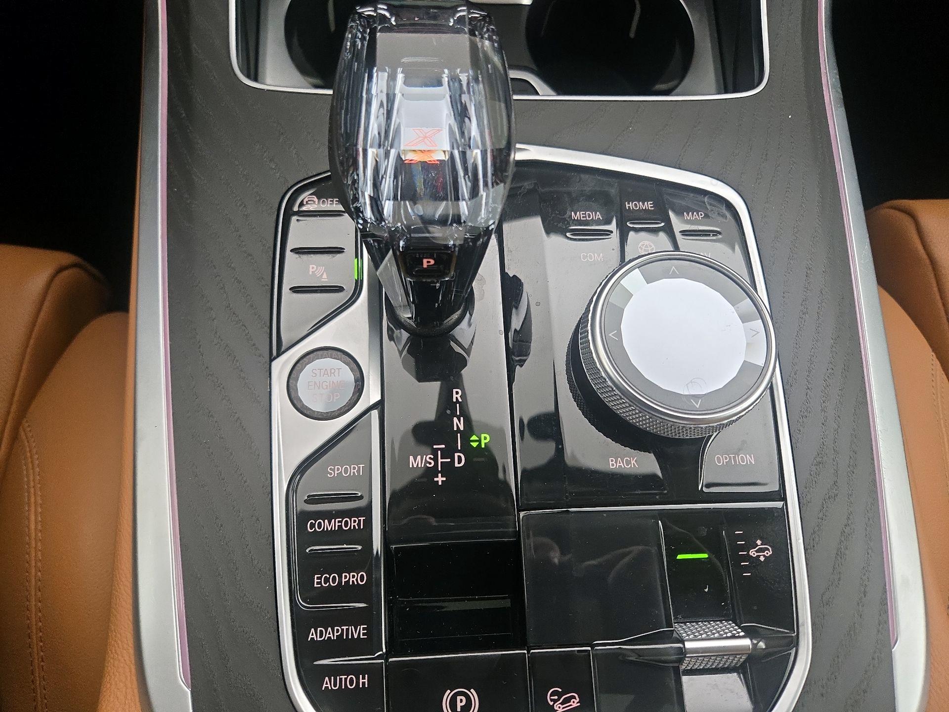 Thumbnail: 2022 BMW X7 - 18