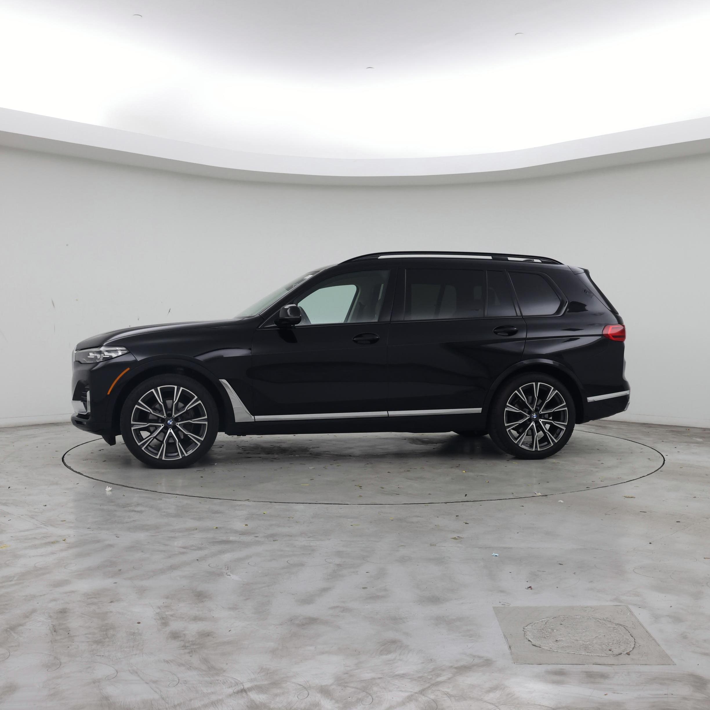 Thumbnail: 2022 BMW X7 - 3