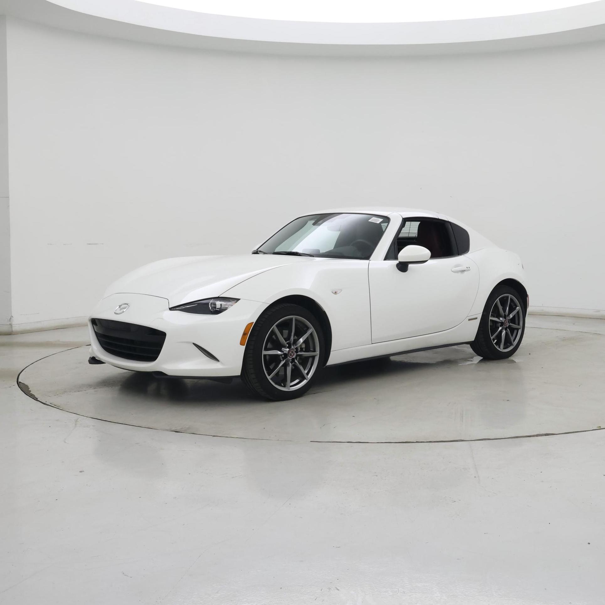Thumbnail: 2020 Mazda MX-5 Miata - 4