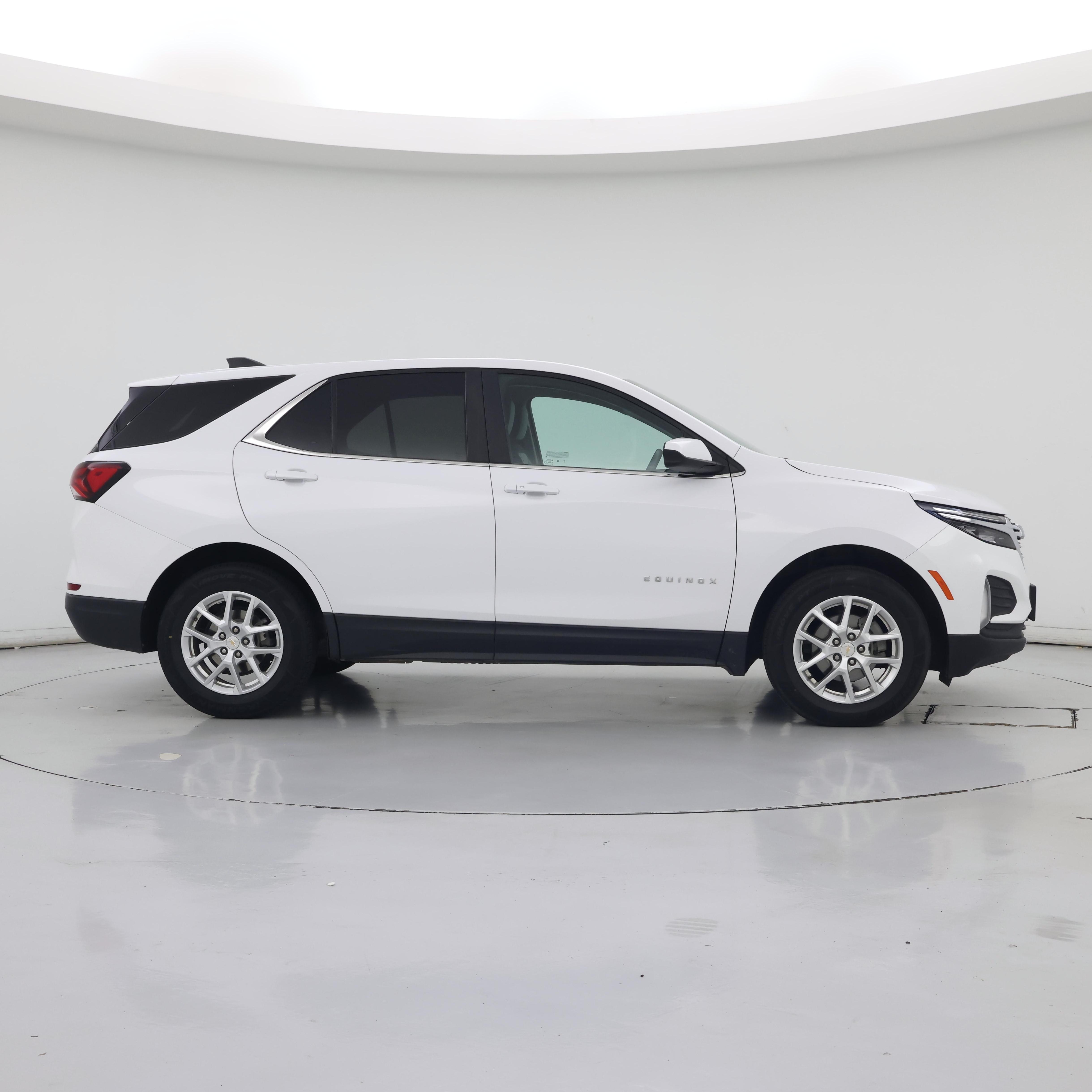 Thumbnail: 2022 Chevrolet Equinox - 7