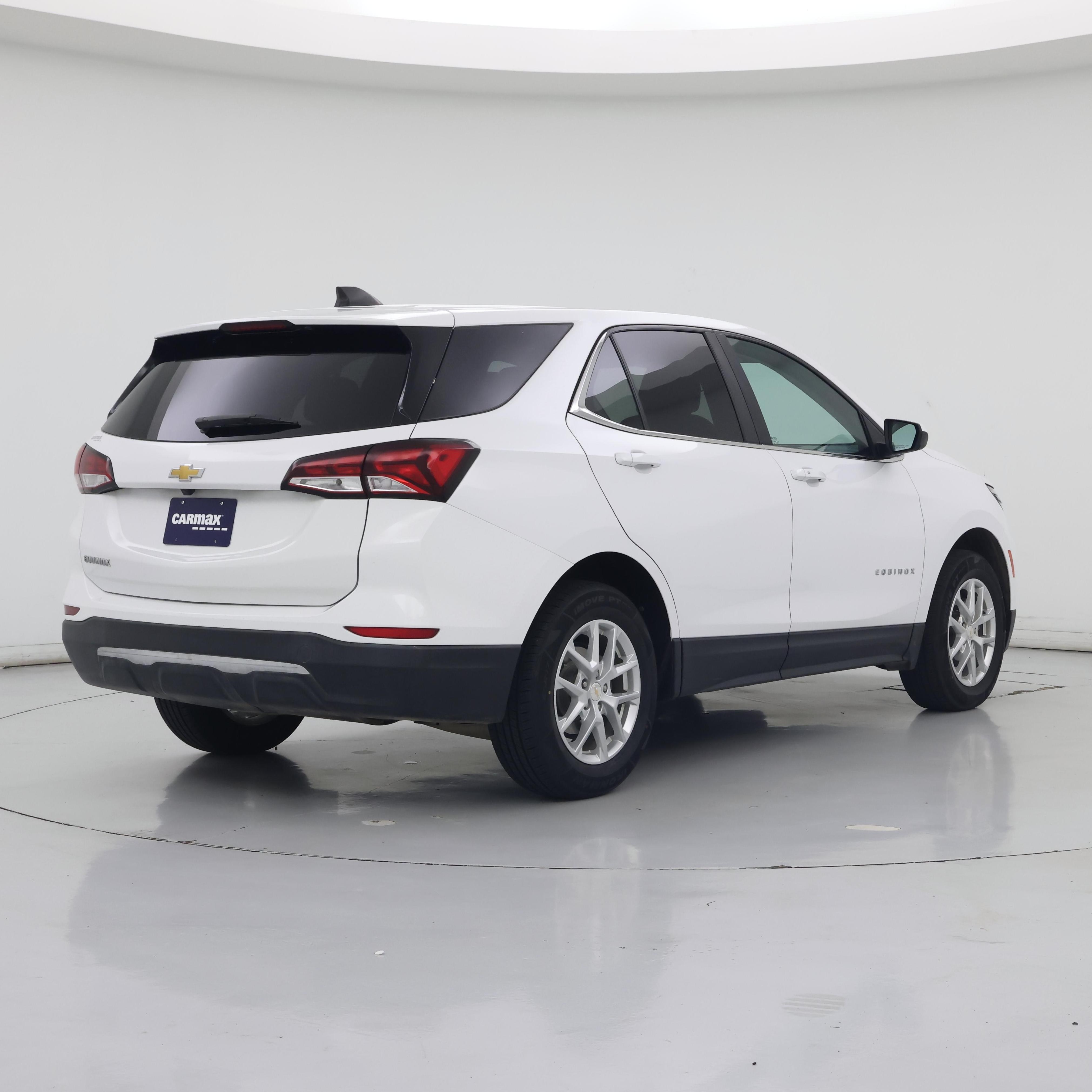 Thumbnail: 2022 Chevrolet Equinox - 8
