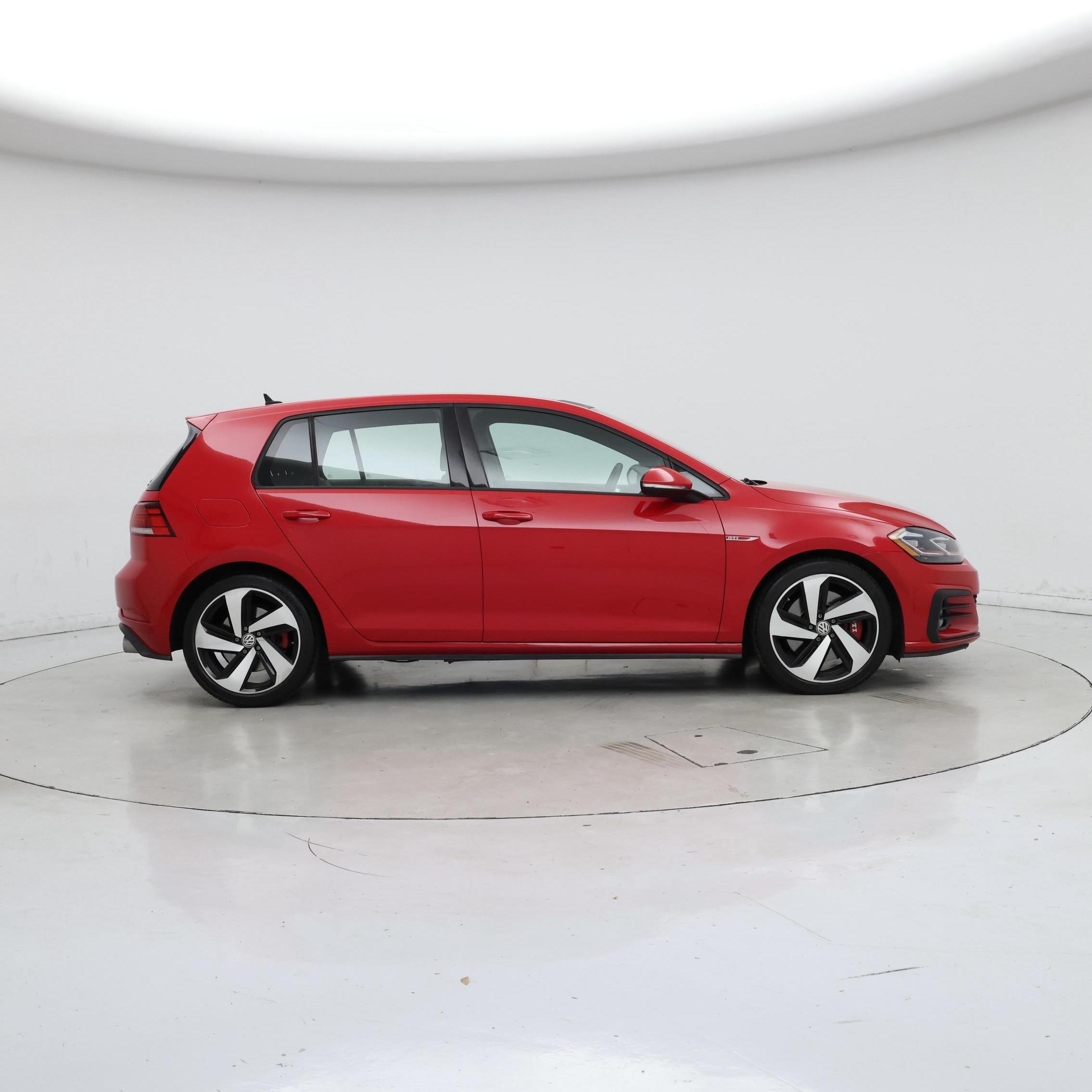Thumbnail: 2018 Volkswagen Golf - 7