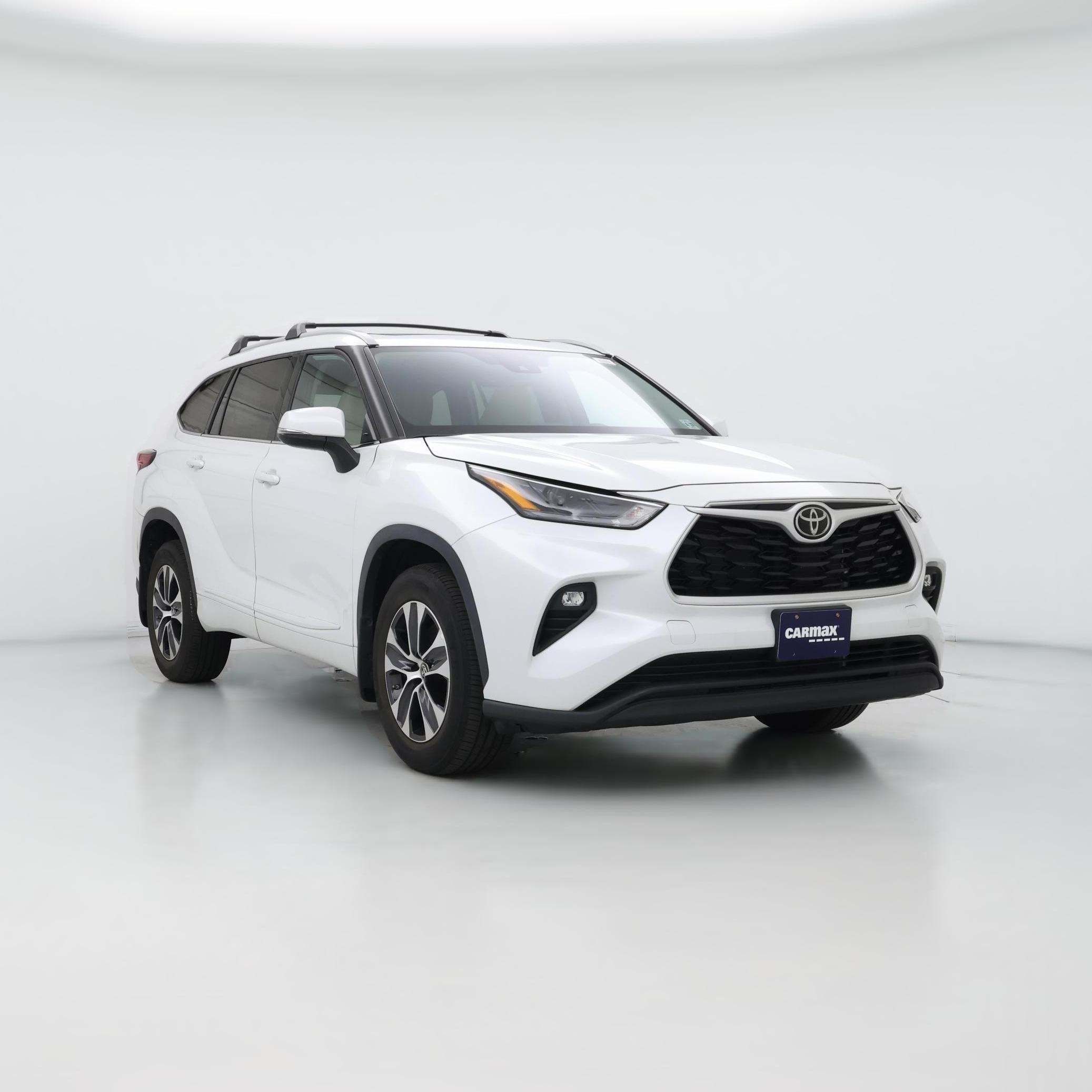 Thumbnail: 2022 Toyota Highlander - 1