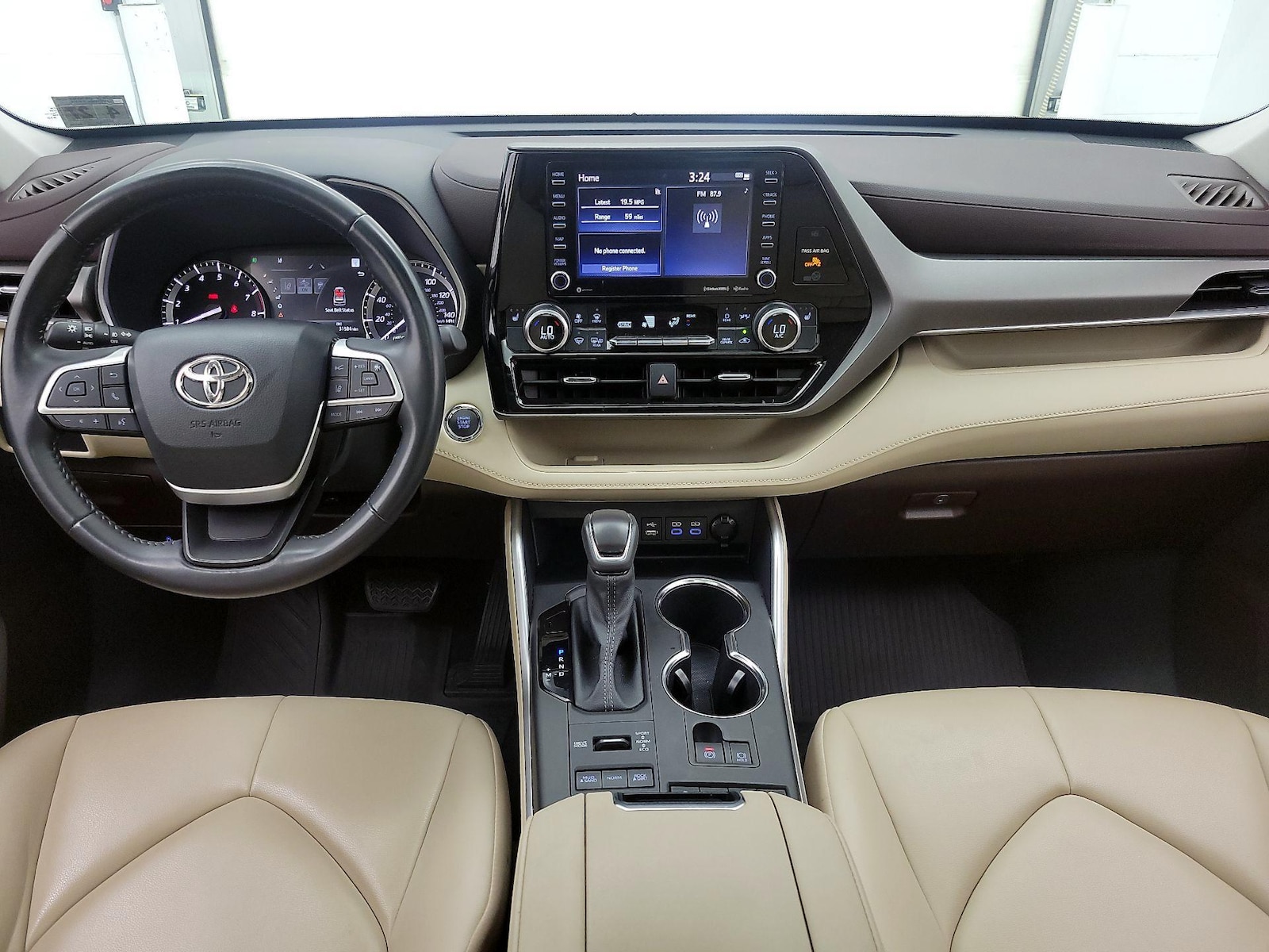 2022 Toyota Highlander XLE - Photo 10
