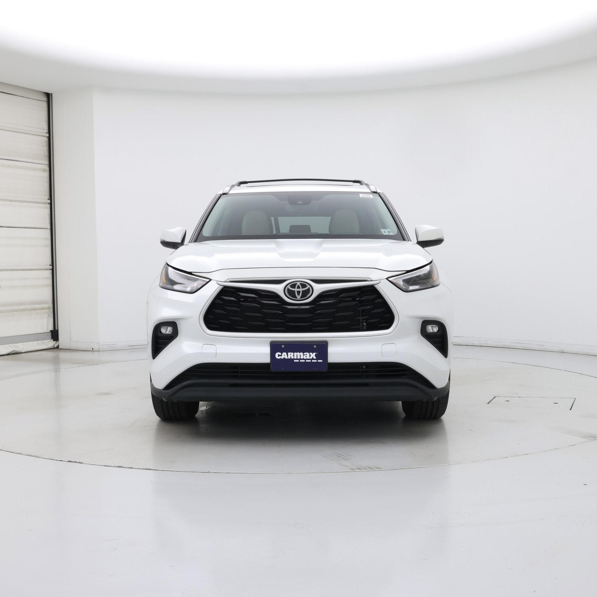 Thumbnail: 2022 Toyota Highlander - 5