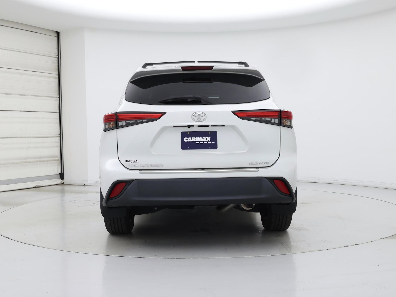 2022 Toyota Highlander XLE - Photo 7