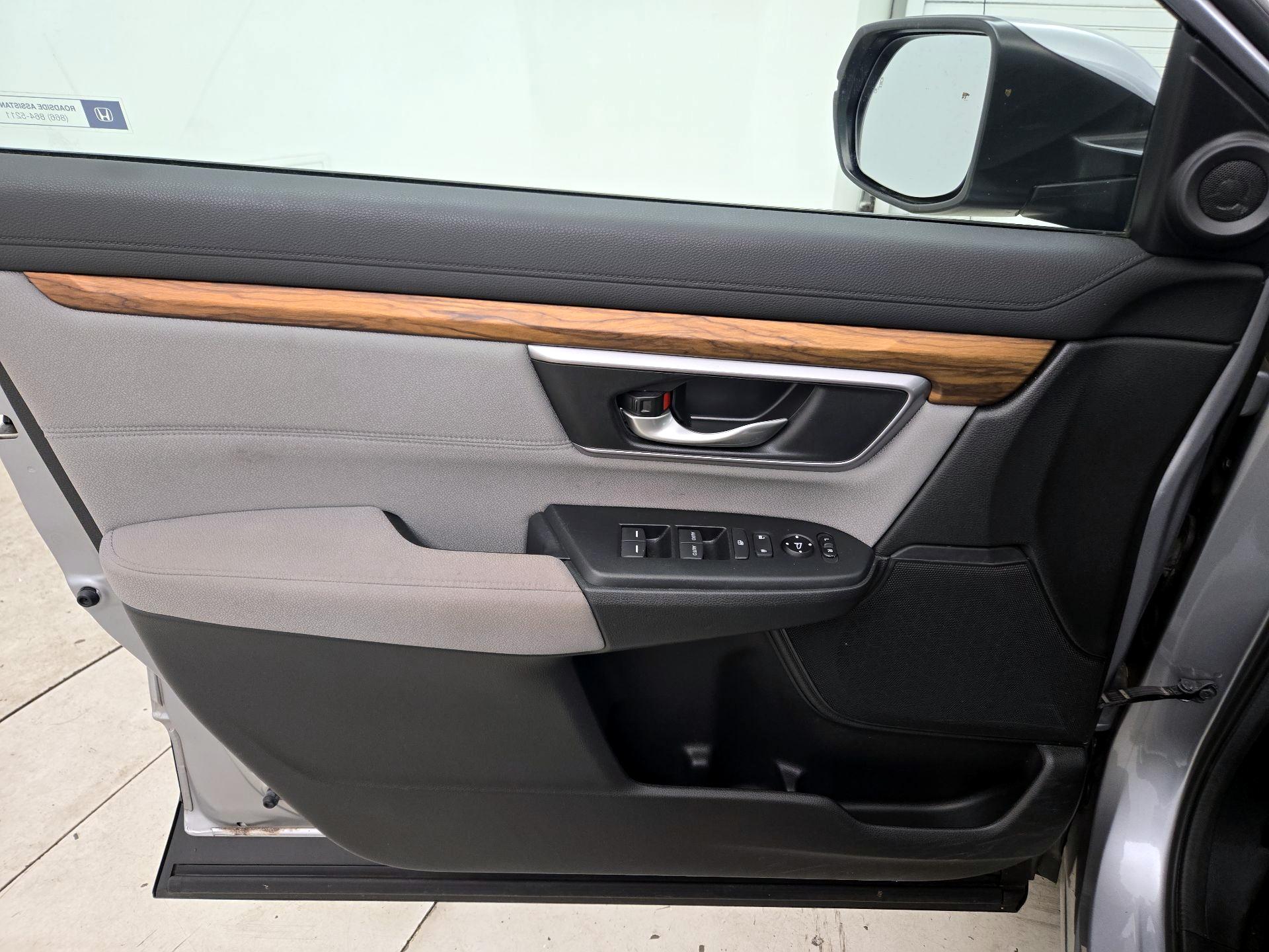 Thumbnail: 2017 Honda CR-V - 12