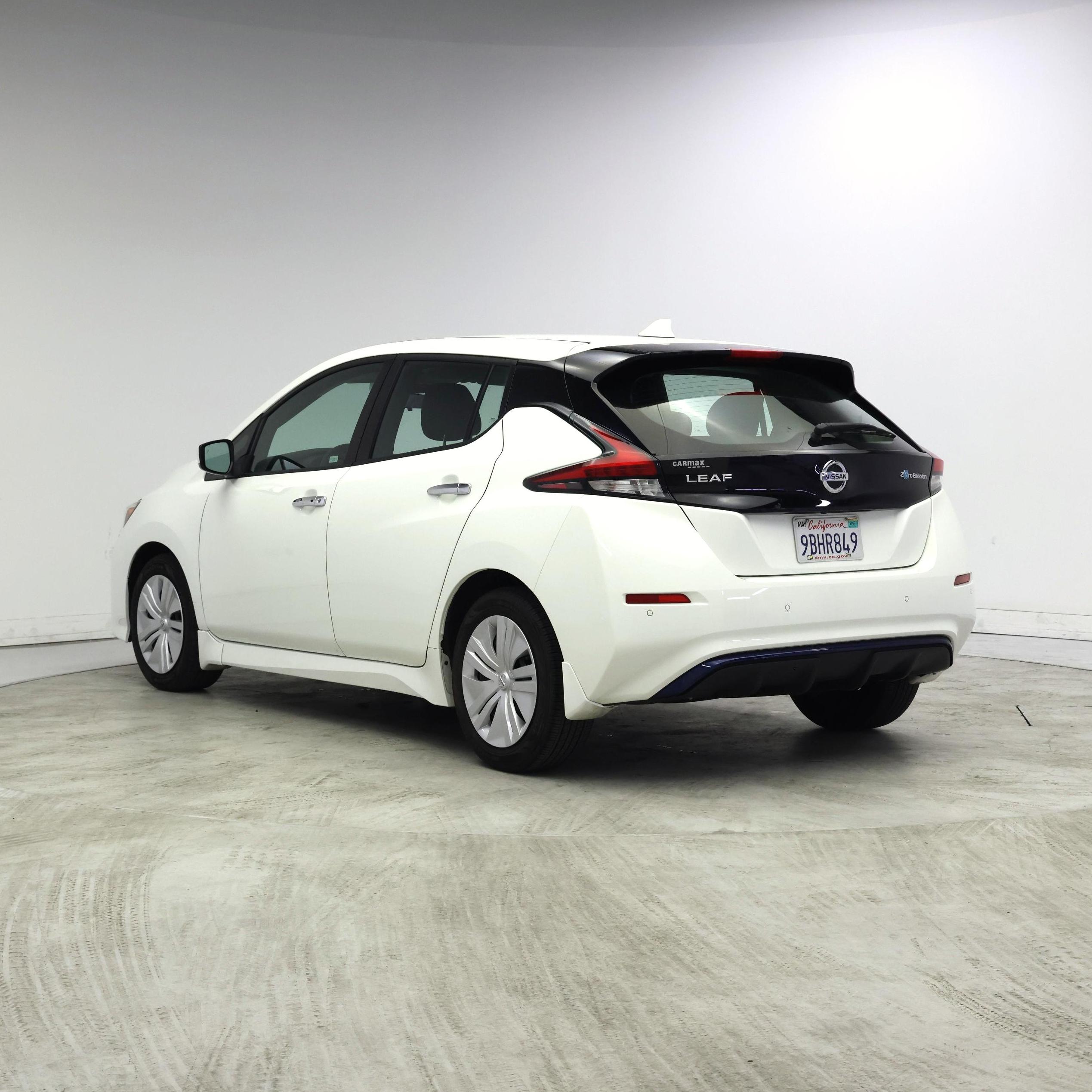 Thumbnail: 2022 Nissan Leaf - 2