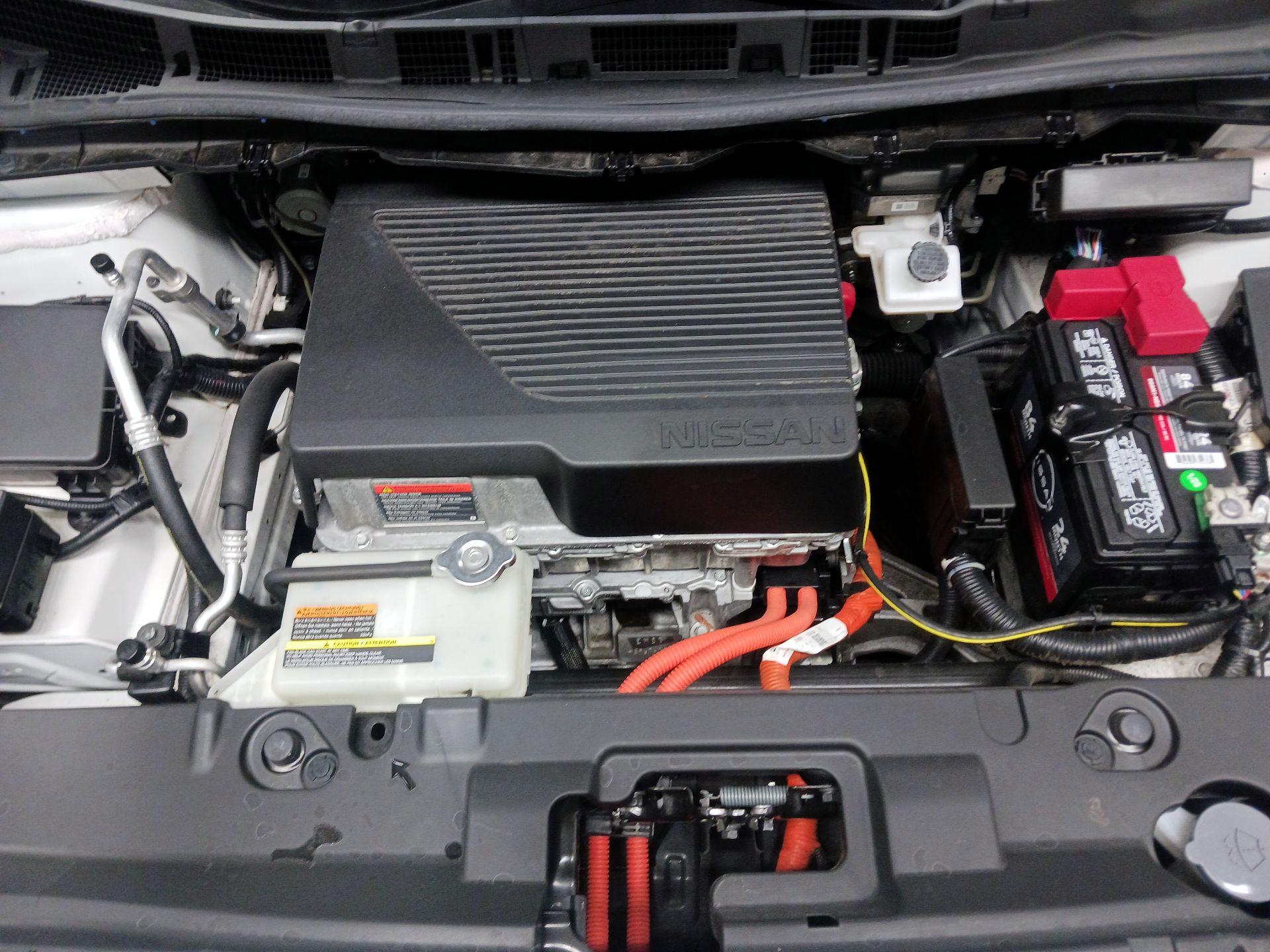 Thumbnail: 2022 Nissan Leaf - 20