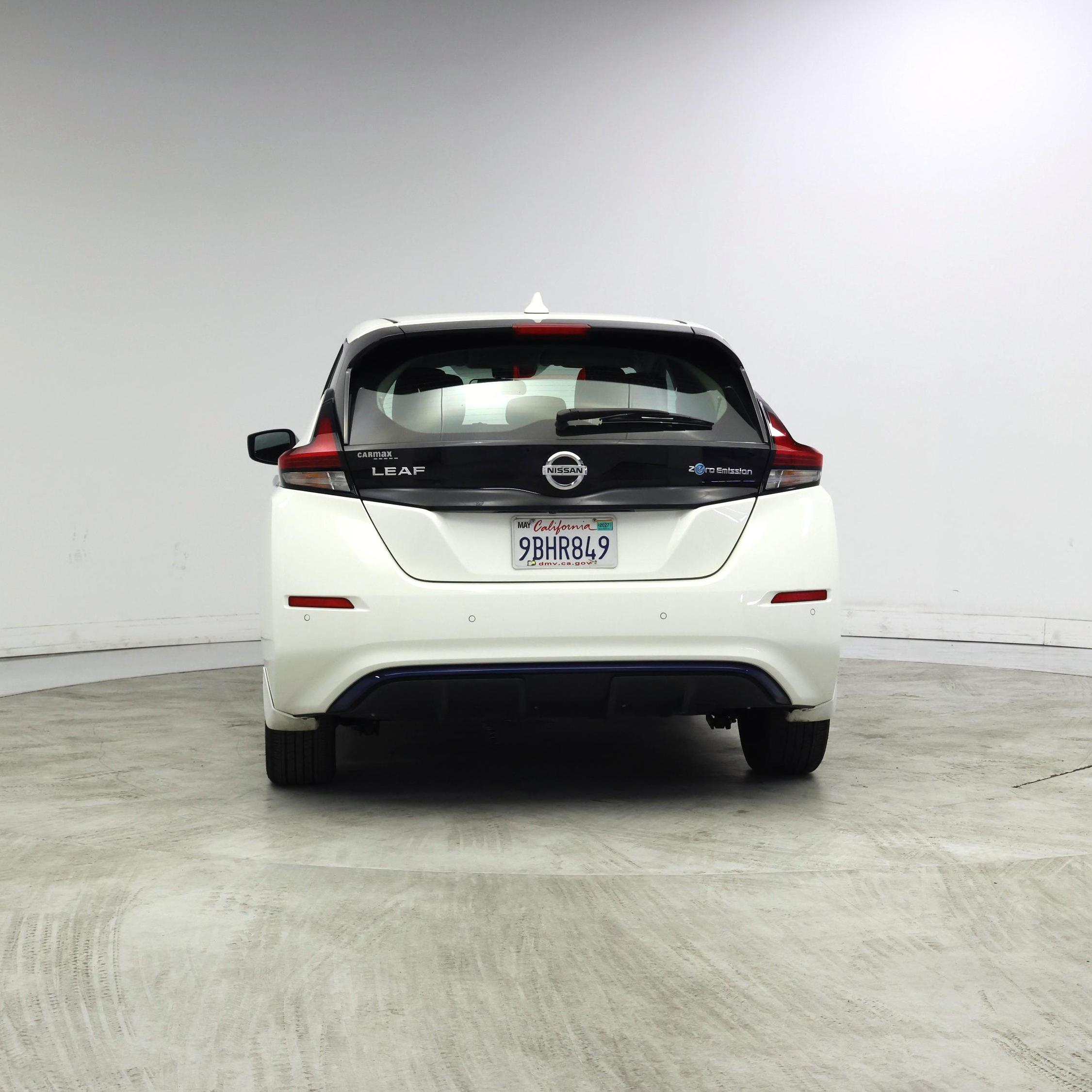 Thumbnail: 2022 Nissan Leaf - 6