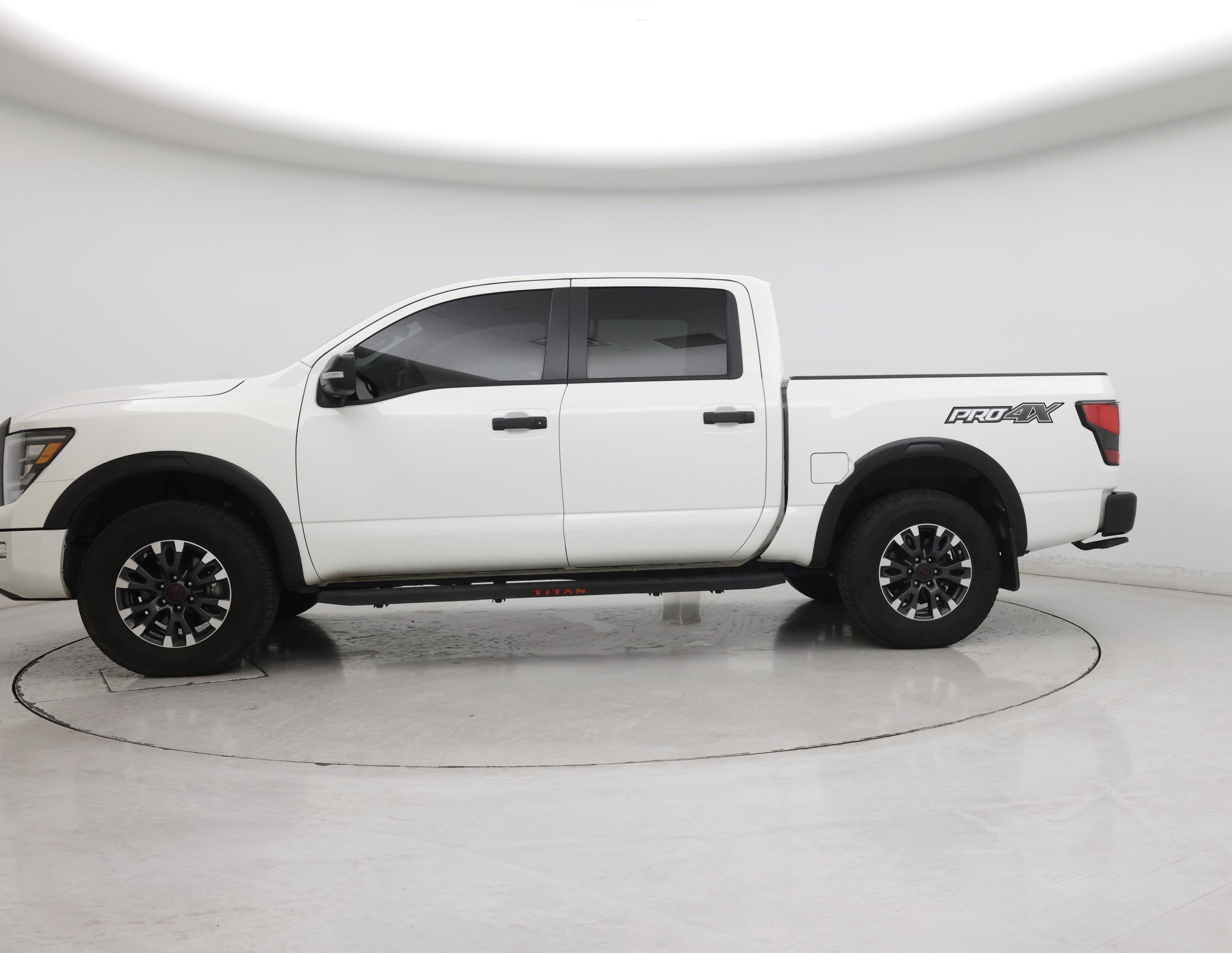 Thumbnail: 2024 Nissan Titan - 3