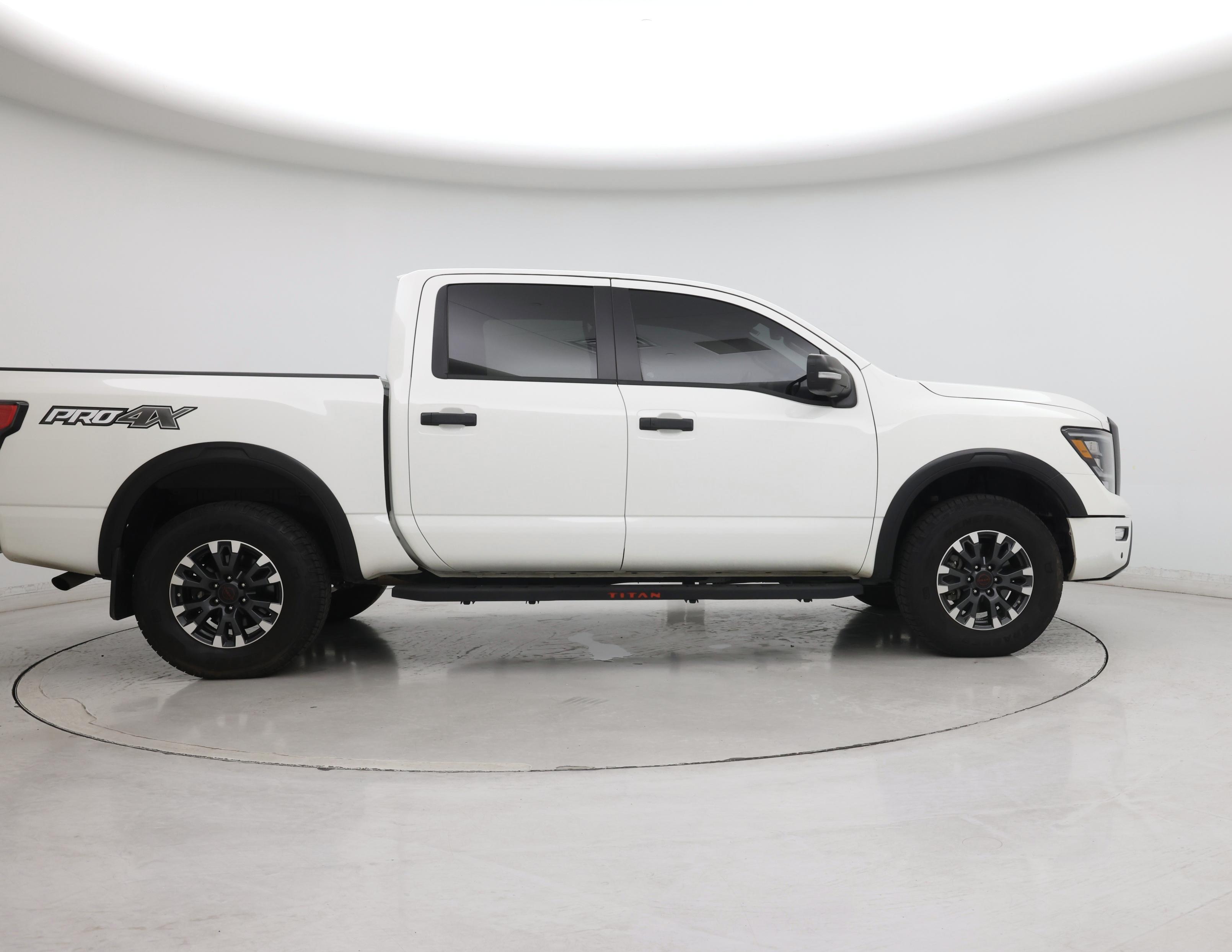 Thumbnail: 2024 Nissan Titan - 7