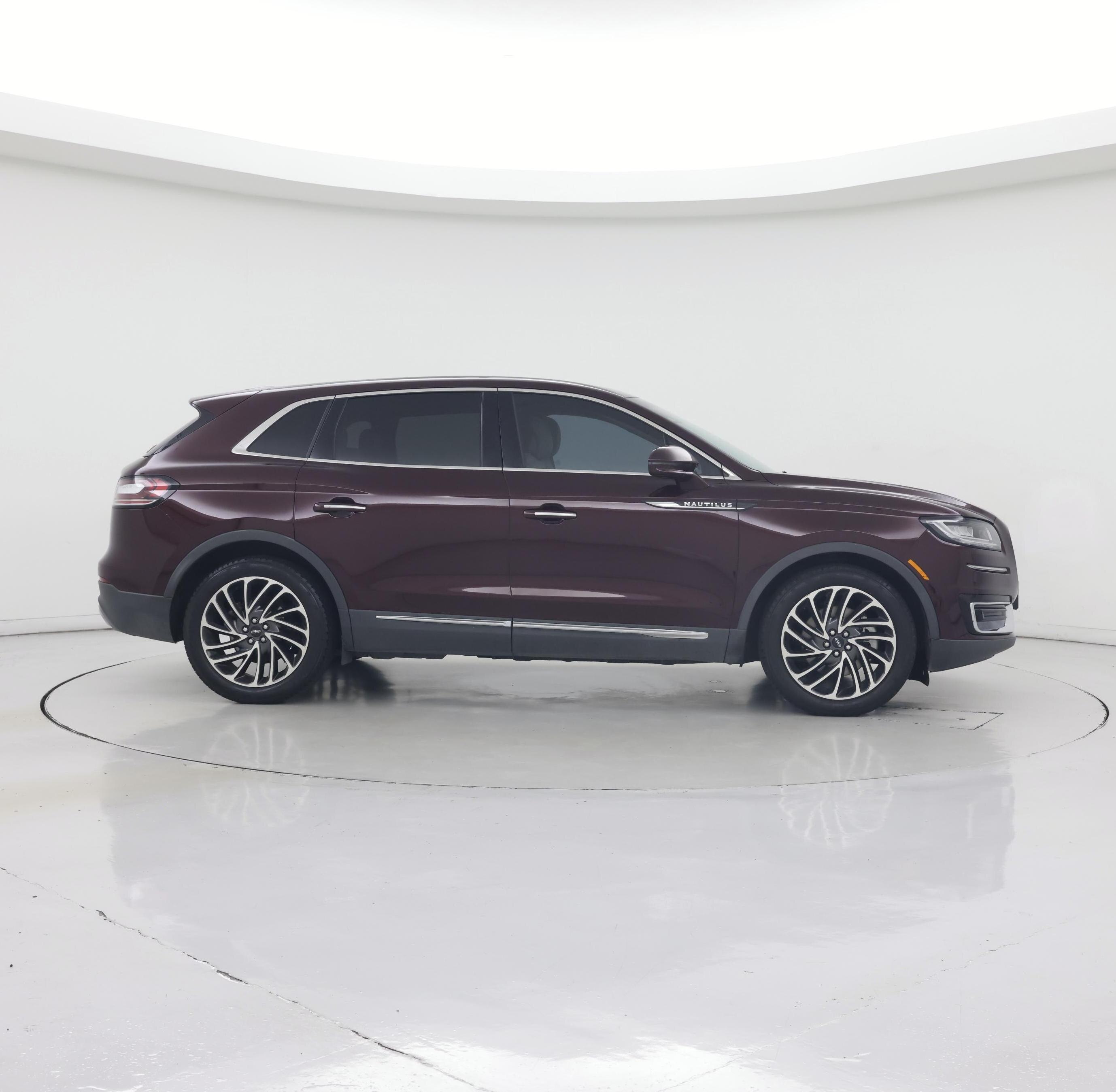 Thumbnail: 2019 Lincoln Nautilus - 7