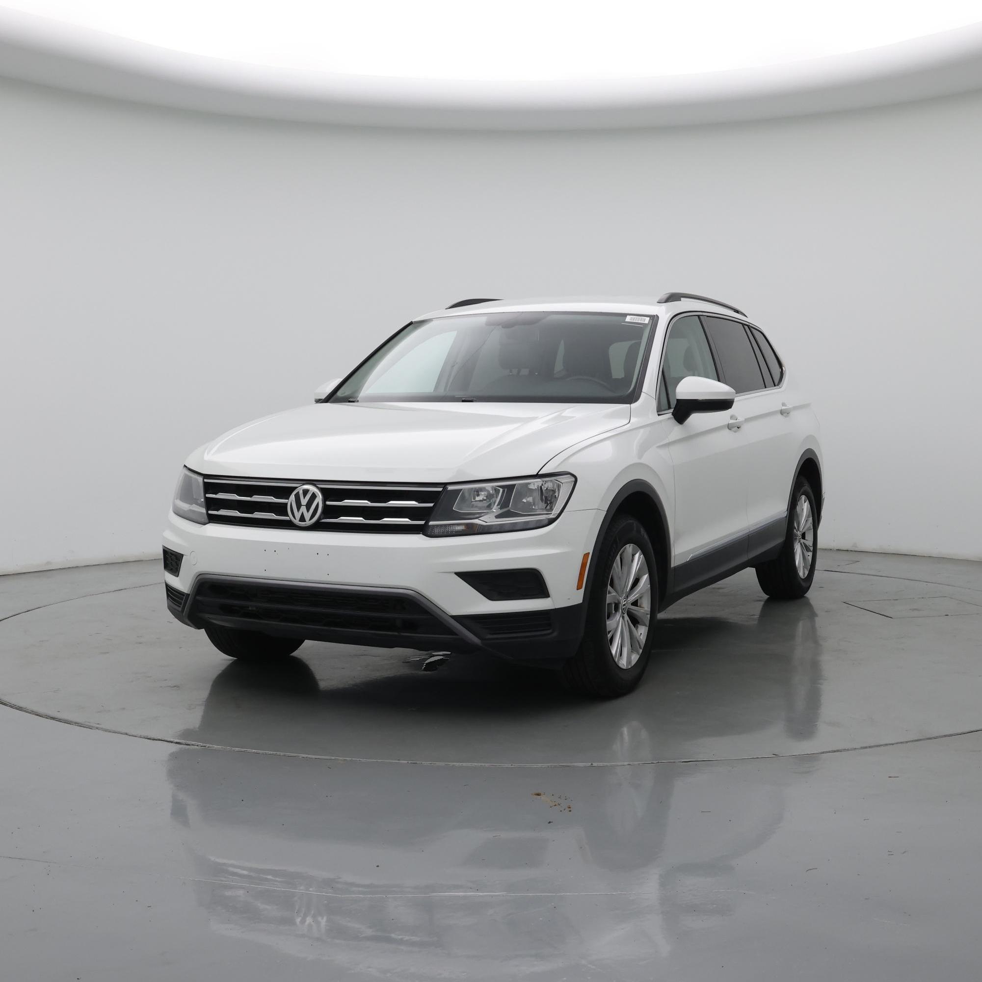 Thumbnail: 2018 Volkswagen Tiguan - 4