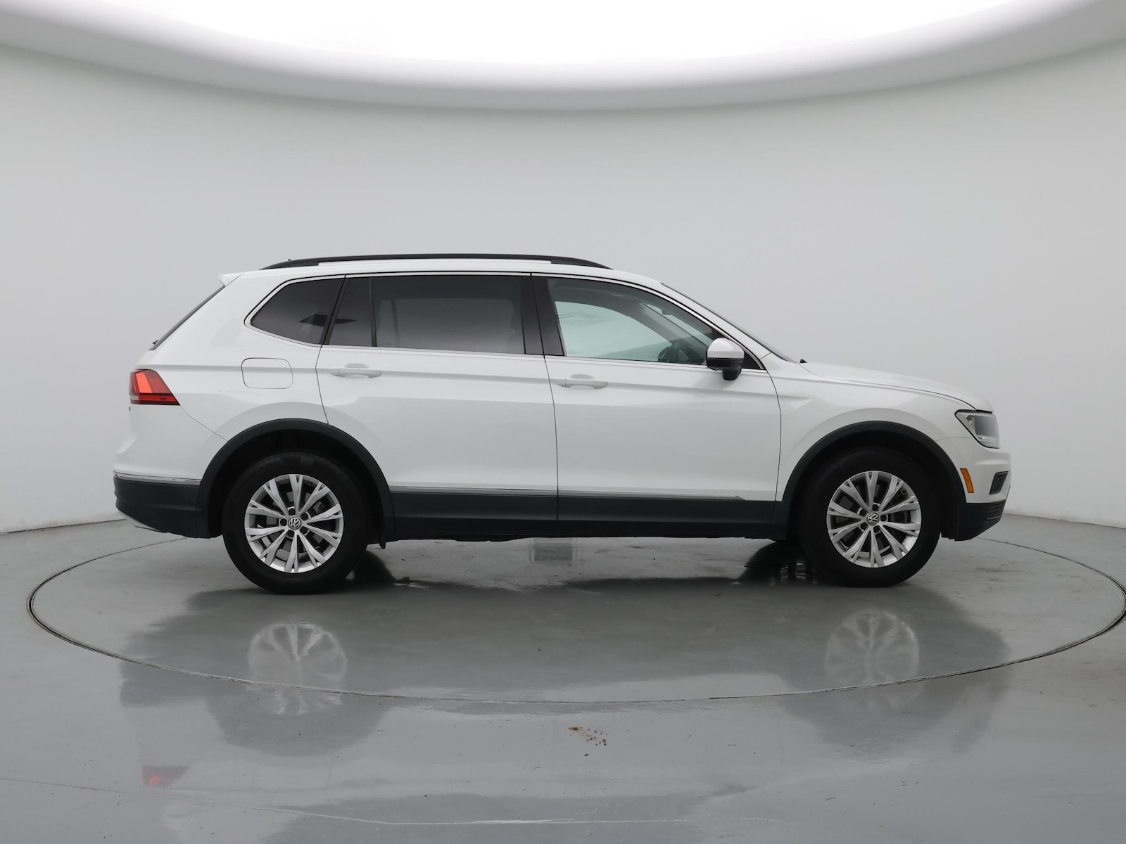 2018 Volkswagen Tiguan SE - Photo 8