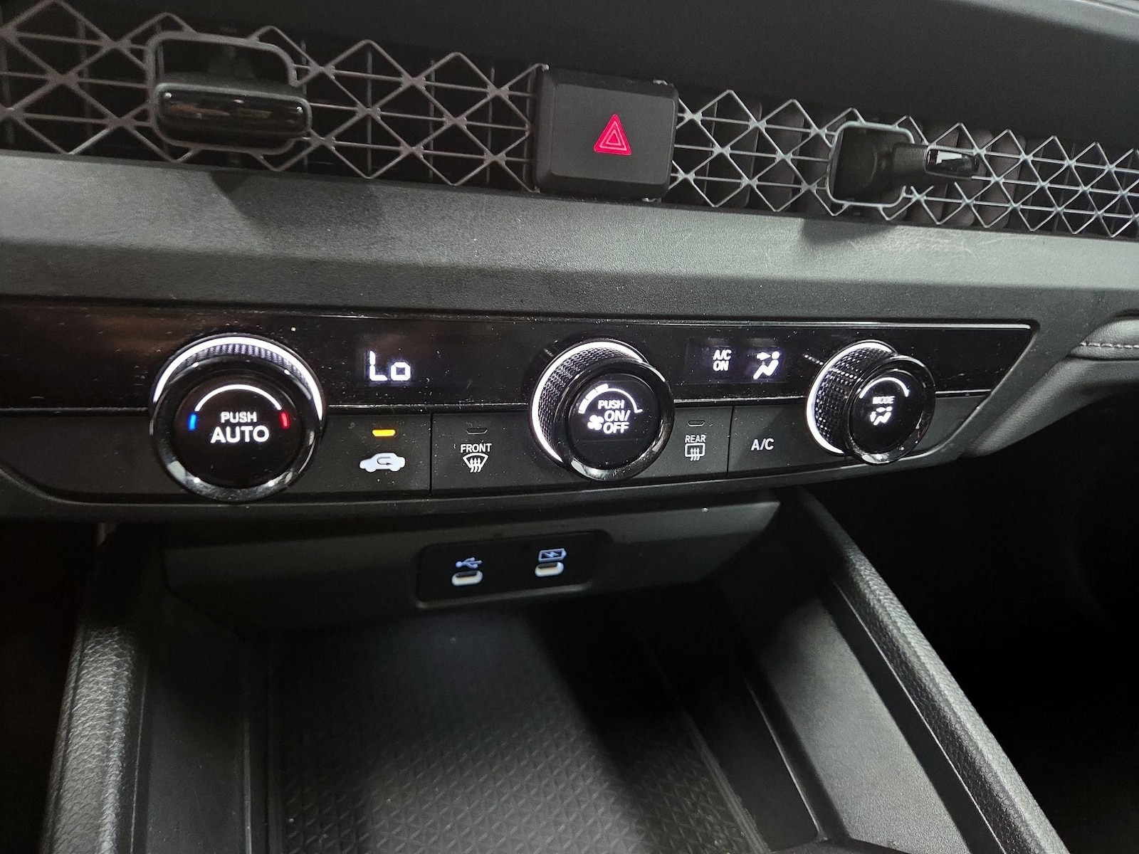 2024 Honda Accord LX - Photo 16