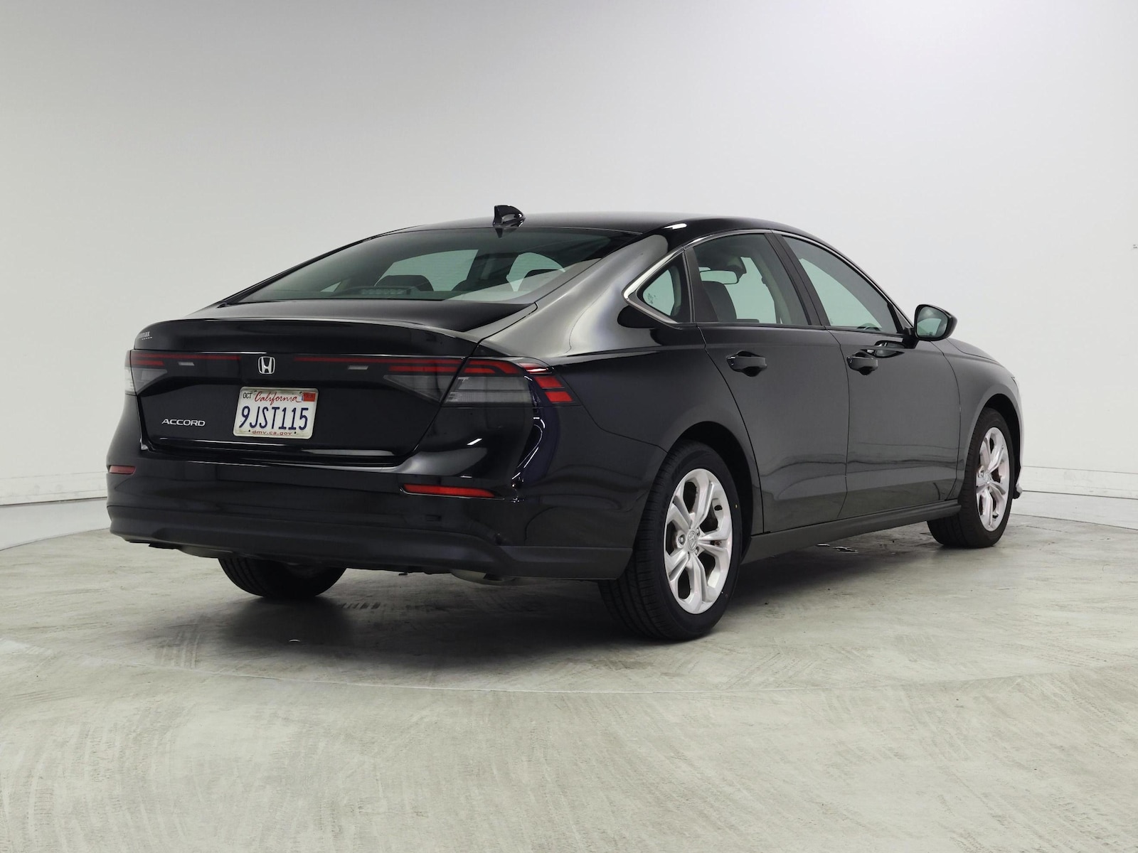 2024 Honda Accord LX - Photo 9