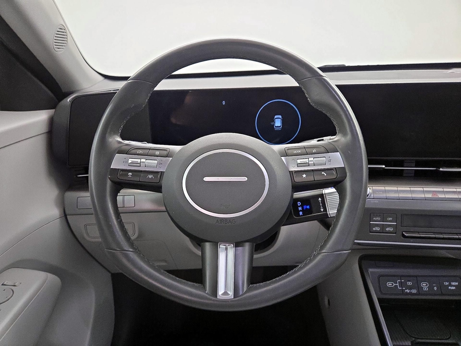 2024 Hyundai Kona SEL - Photo 11