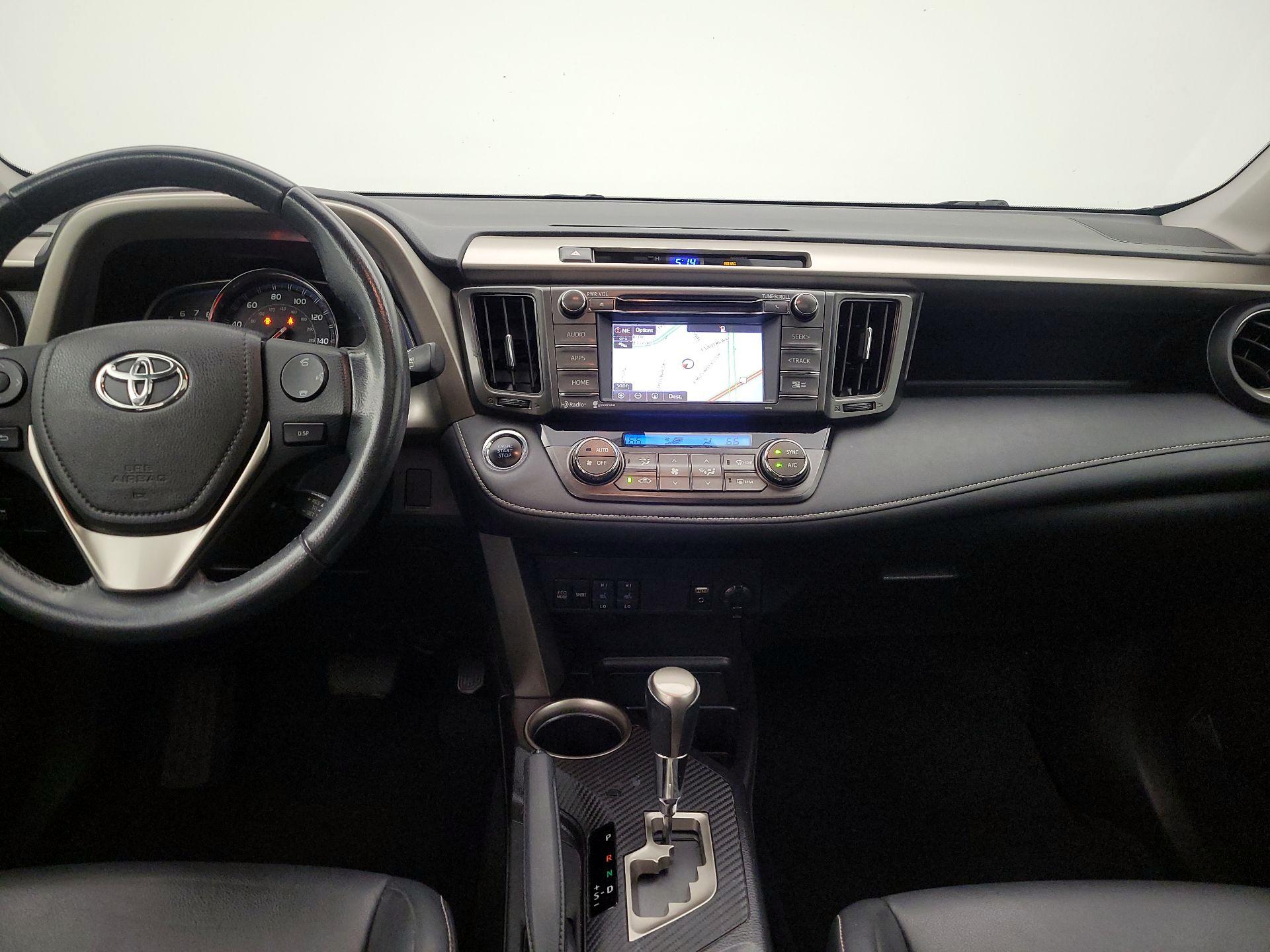 Thumbnail: 2015 Toyota RAV4 - 9