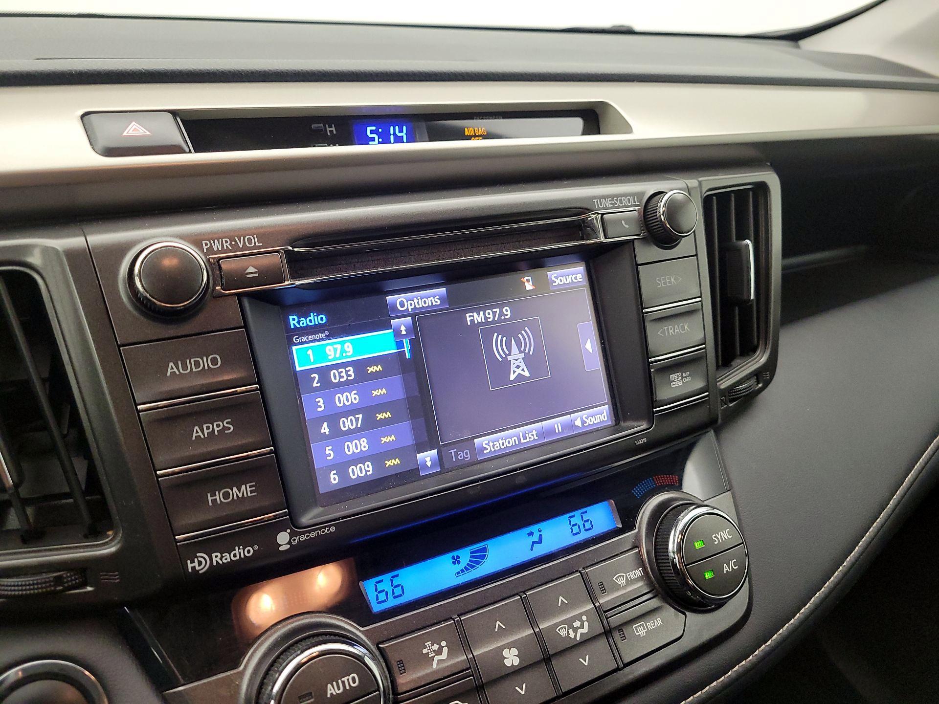 Thumbnail: 2015 Toyota RAV4 - 16