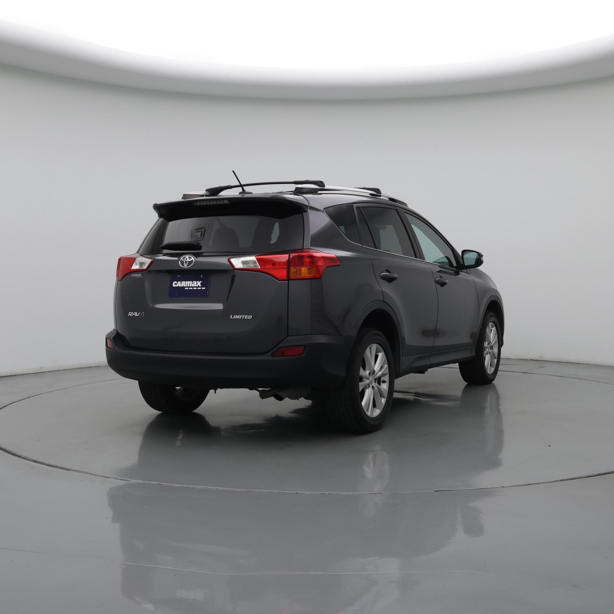 Thumbnail: 2015 Toyota RAV4 - 8