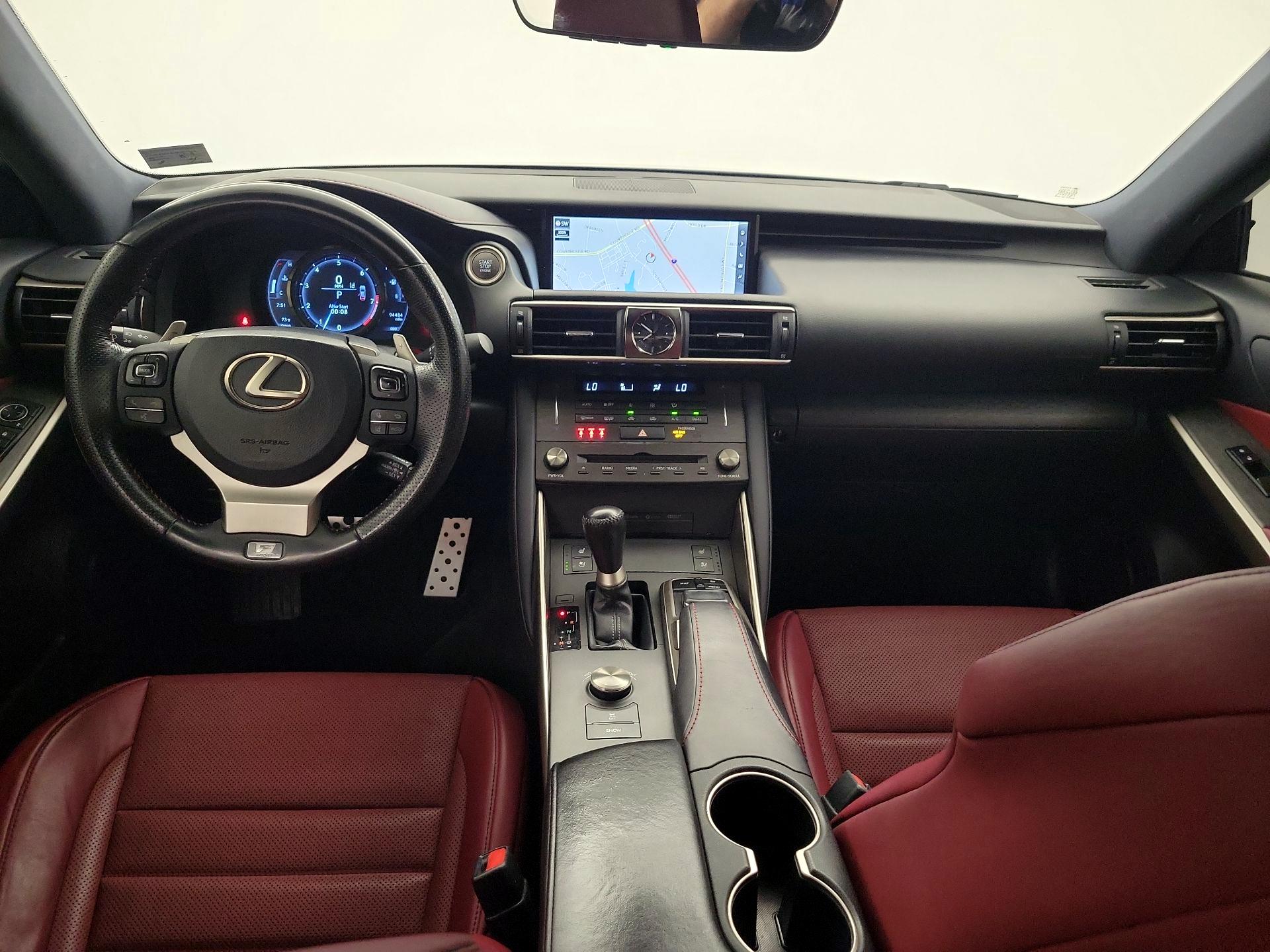 Thumbnail: 2019 Lexus IS - 9
