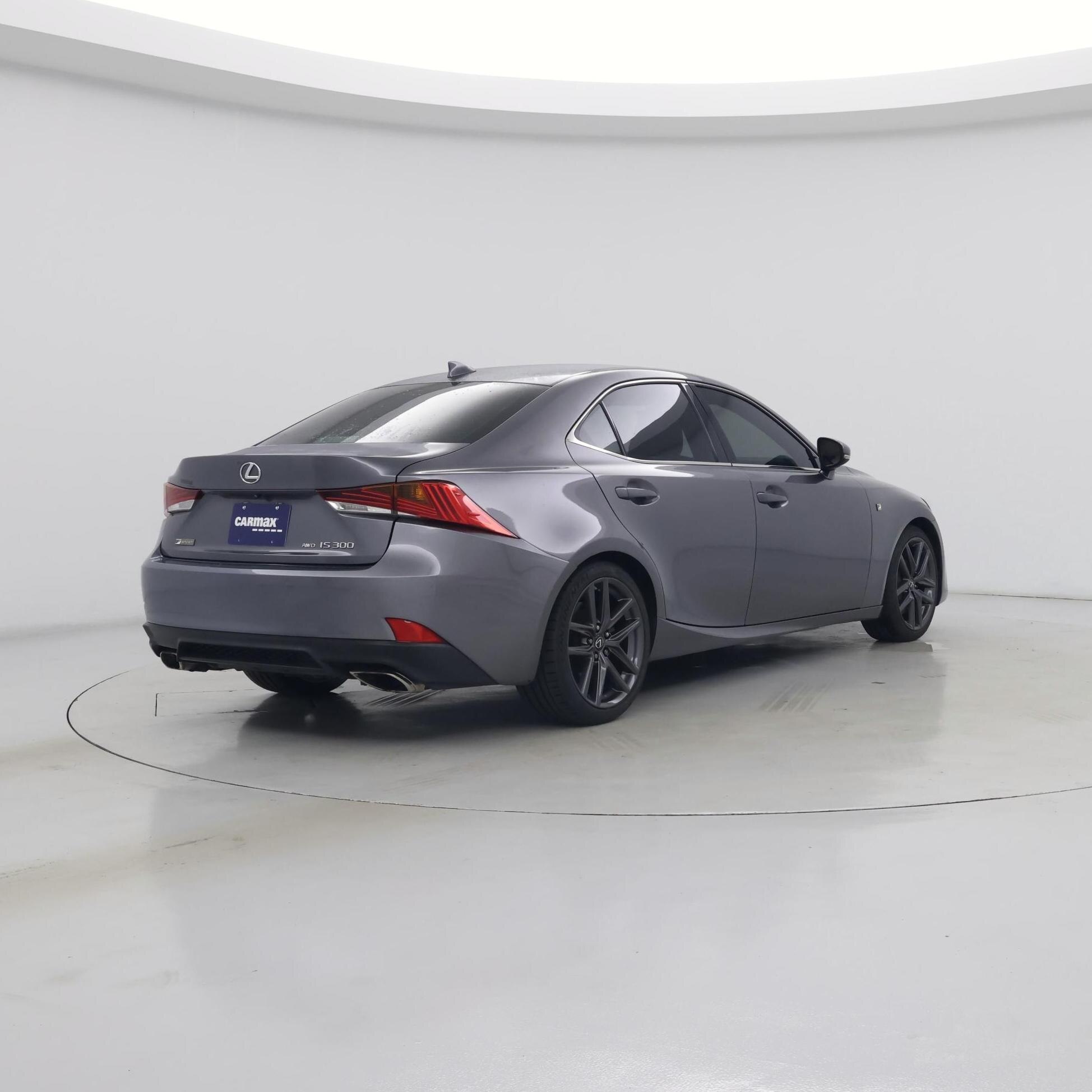 Thumbnail: 2019 Lexus IS - 8