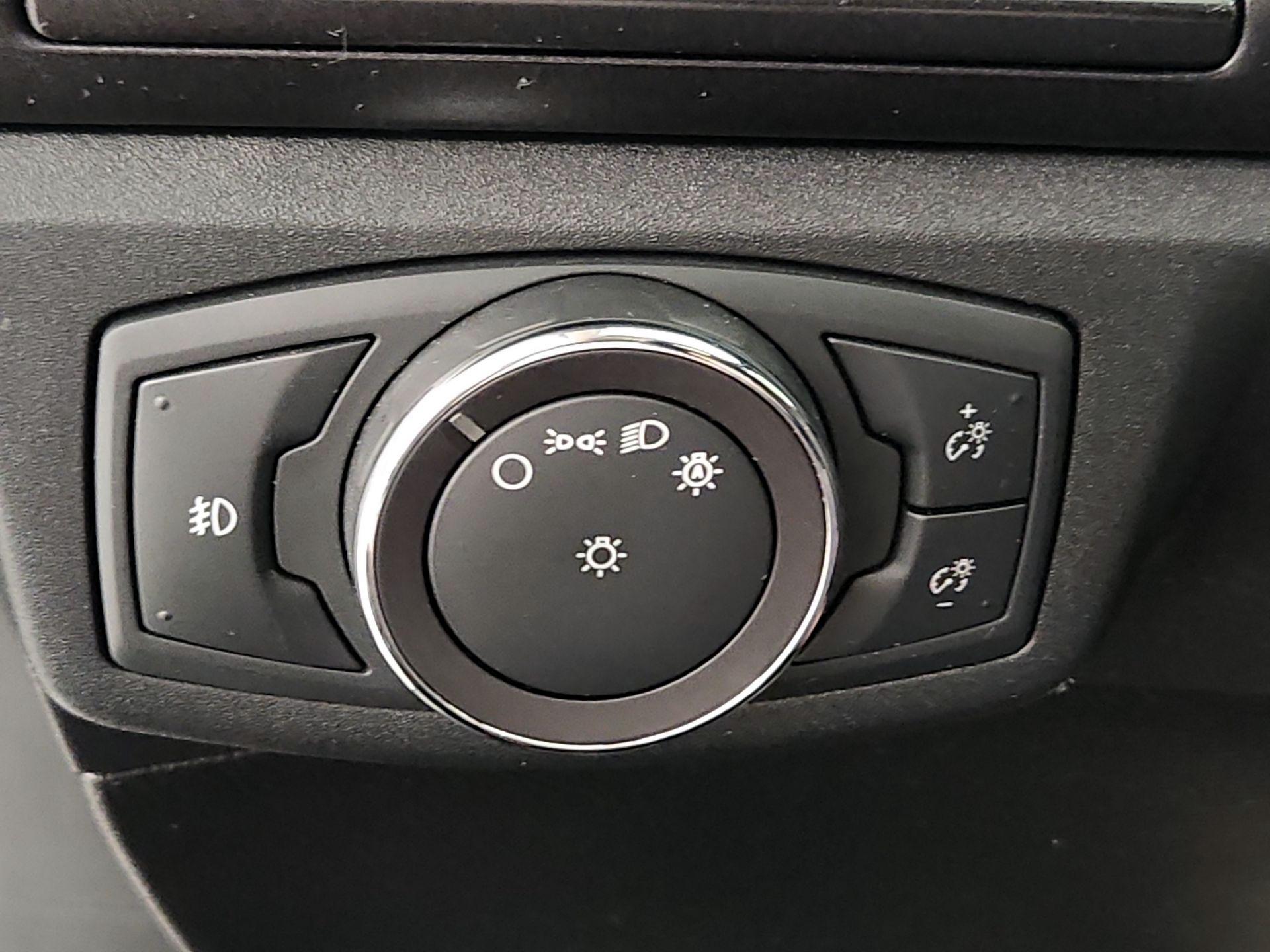 Thumbnail: 2019 Ford Fusion - 13