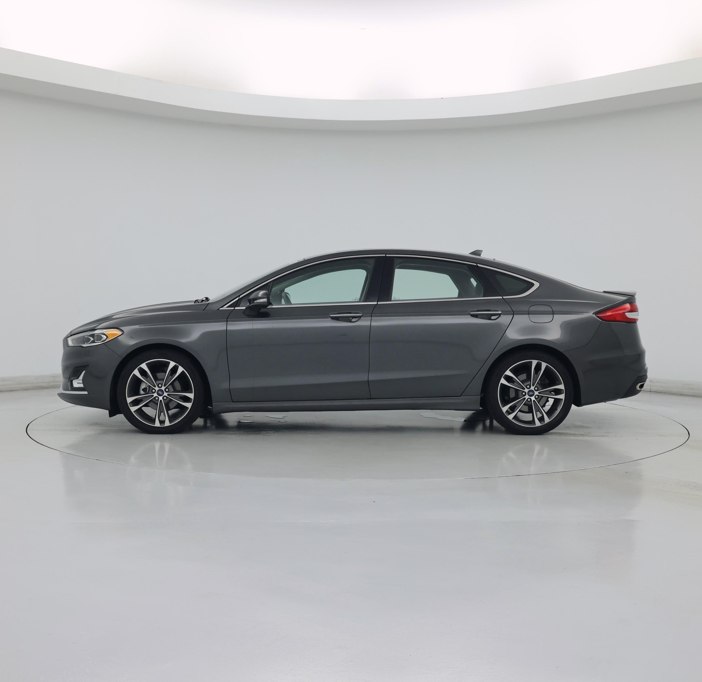 Thumbnail: 2019 Ford Fusion - 3