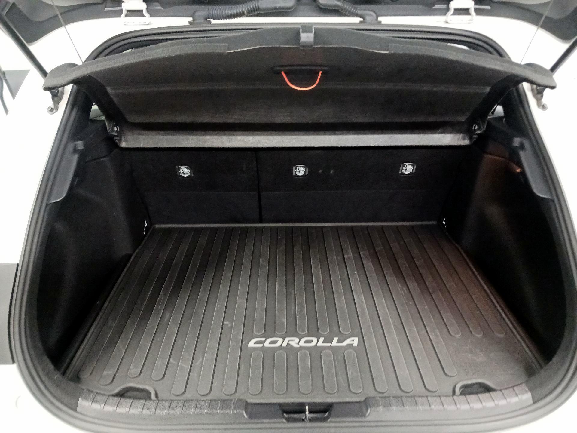 Thumbnail: 2024 Toyota Corolla - 16