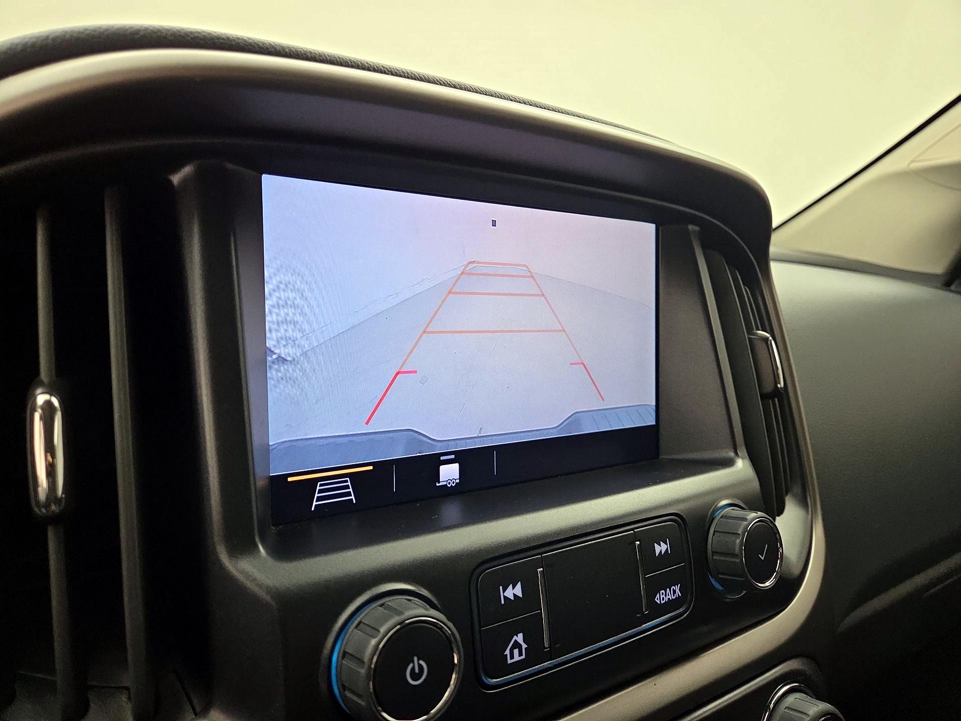 Thumbnail: 2022 Chevrolet Colorado - 14
