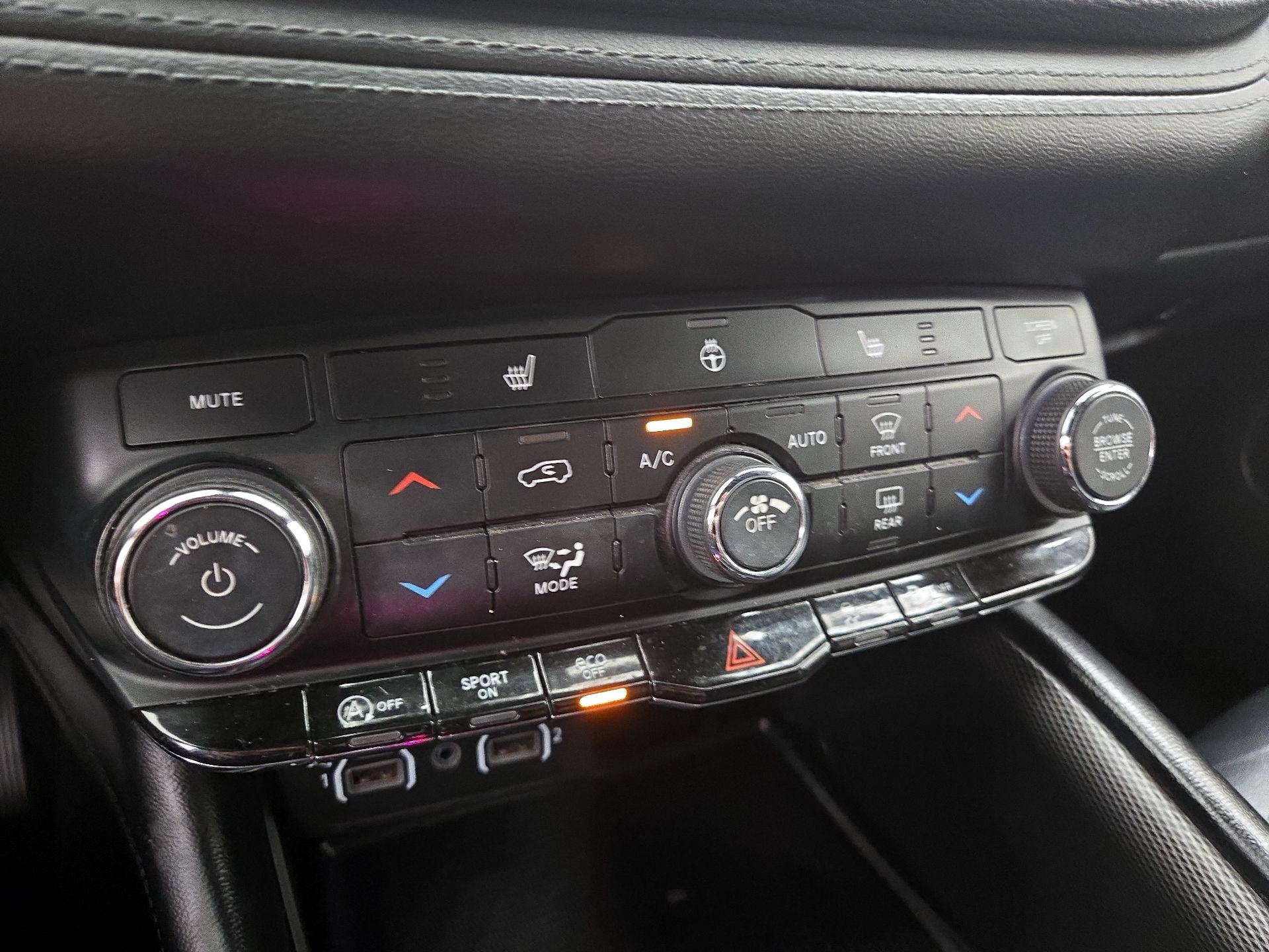 Thumbnail: 2021 Dodge Durango - 16