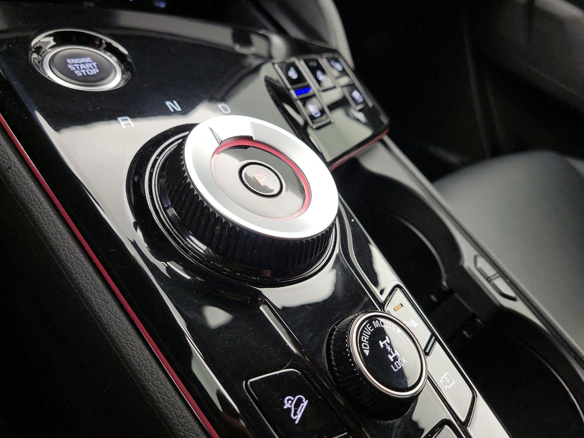 Thumbnail: 2023 Kia Sportage - 18