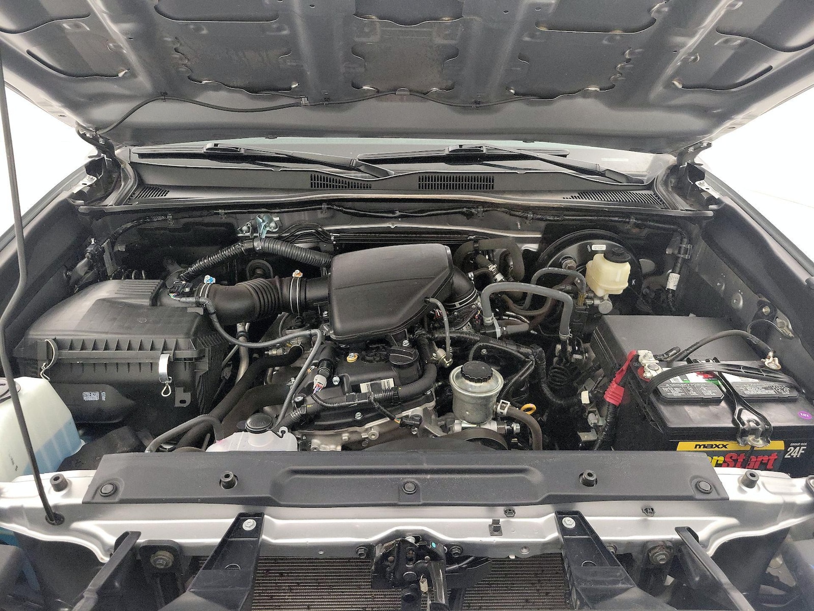 2016 Toyota Tacoma SR - Photo 21