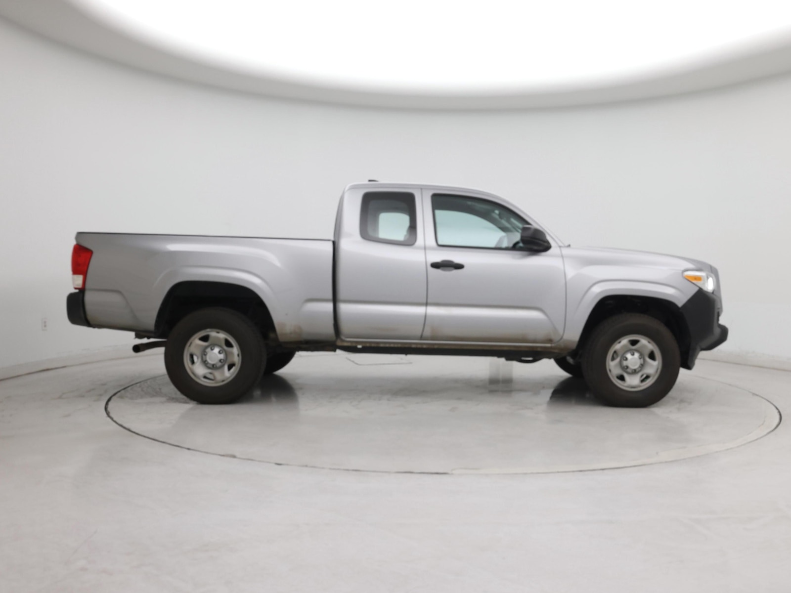 2016 Toyota Tacoma SR - Photo 8