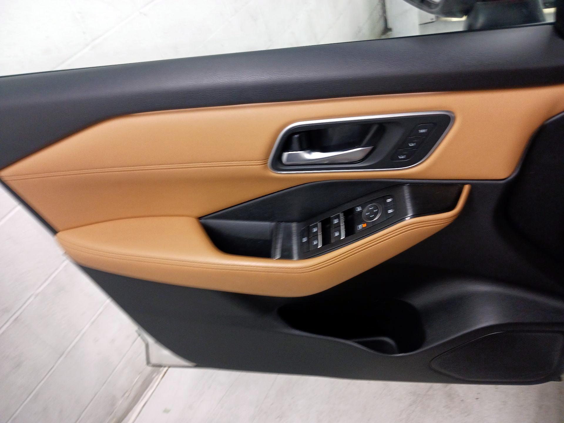 Thumbnail: 2023 Nissan Rogue - 12