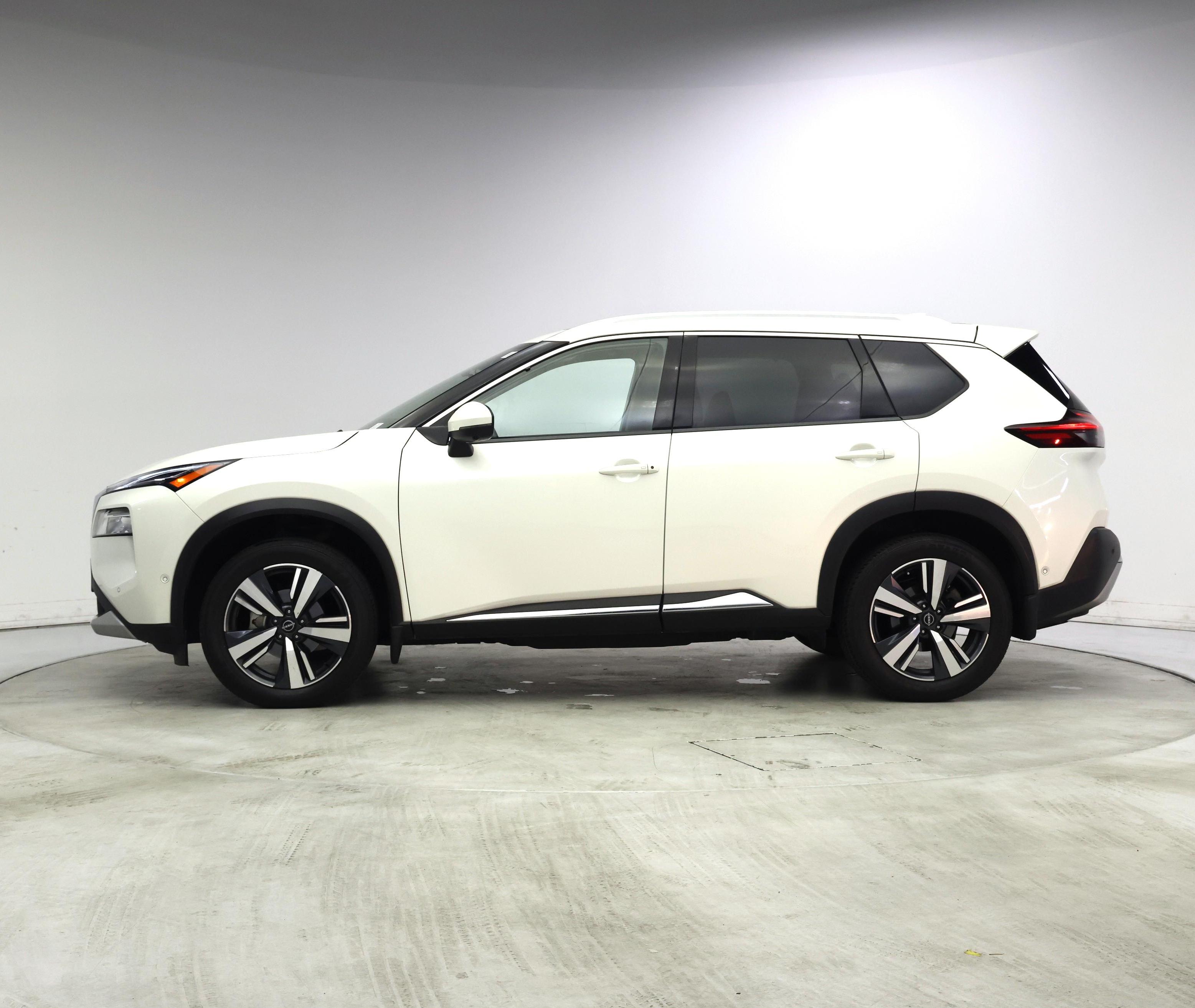 Thumbnail: 2023 Nissan Rogue - 3