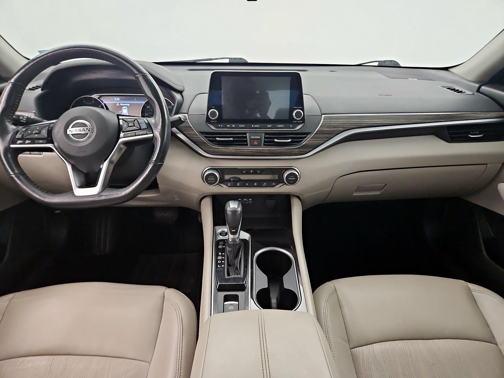 Thumbnail: 2022 Nissan Altima - 9