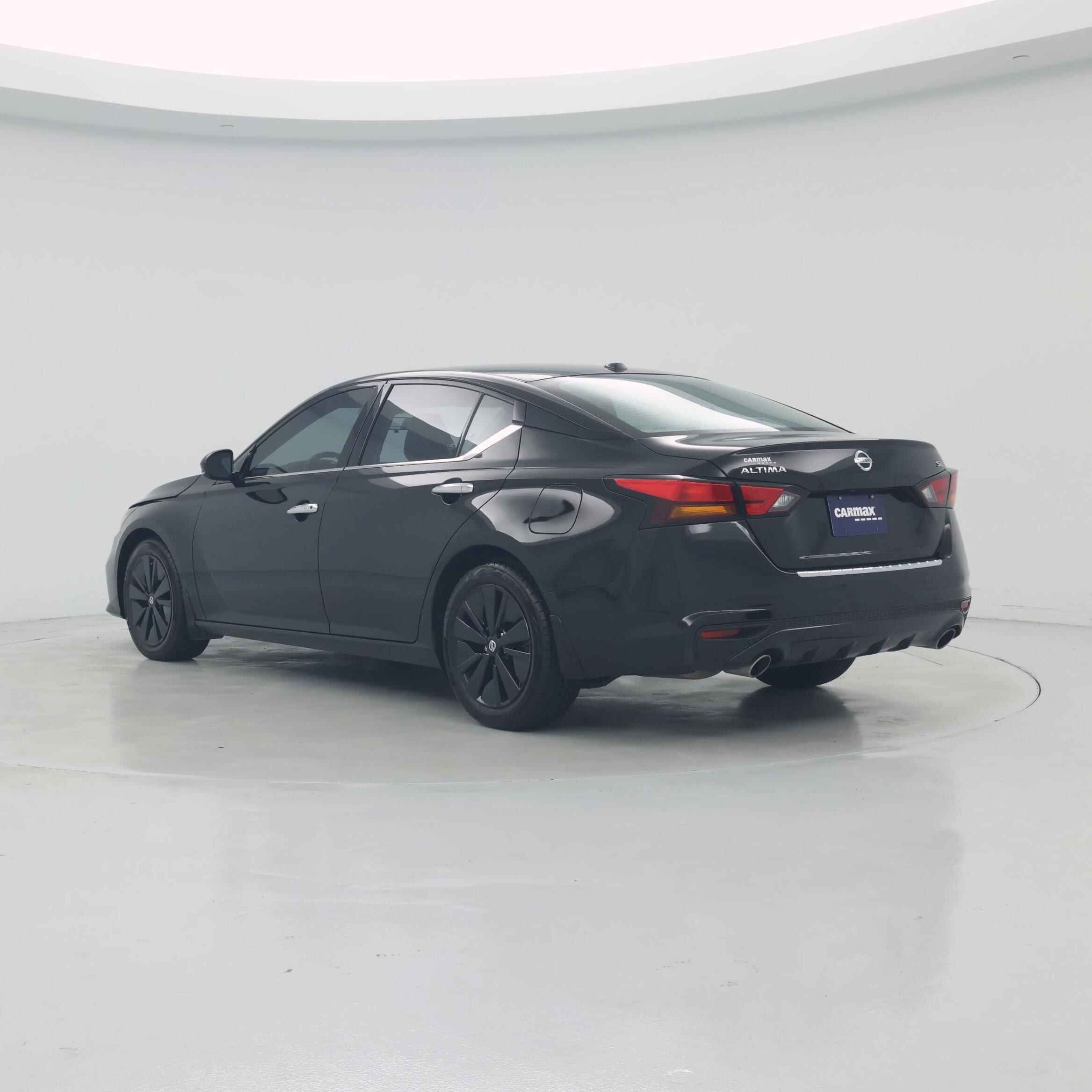 Thumbnail: 2022 Nissan Altima - 2
