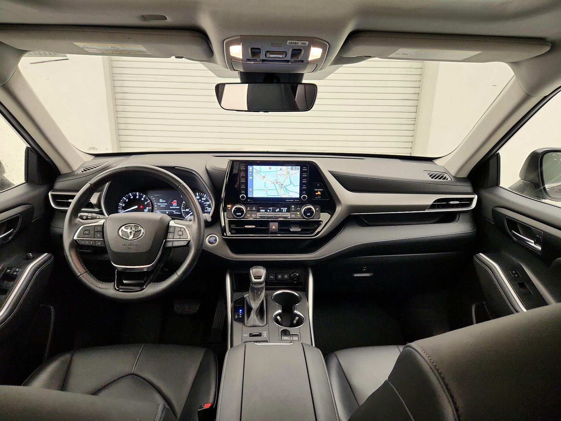 Thumbnail: 2021 Toyota Highlander - 9