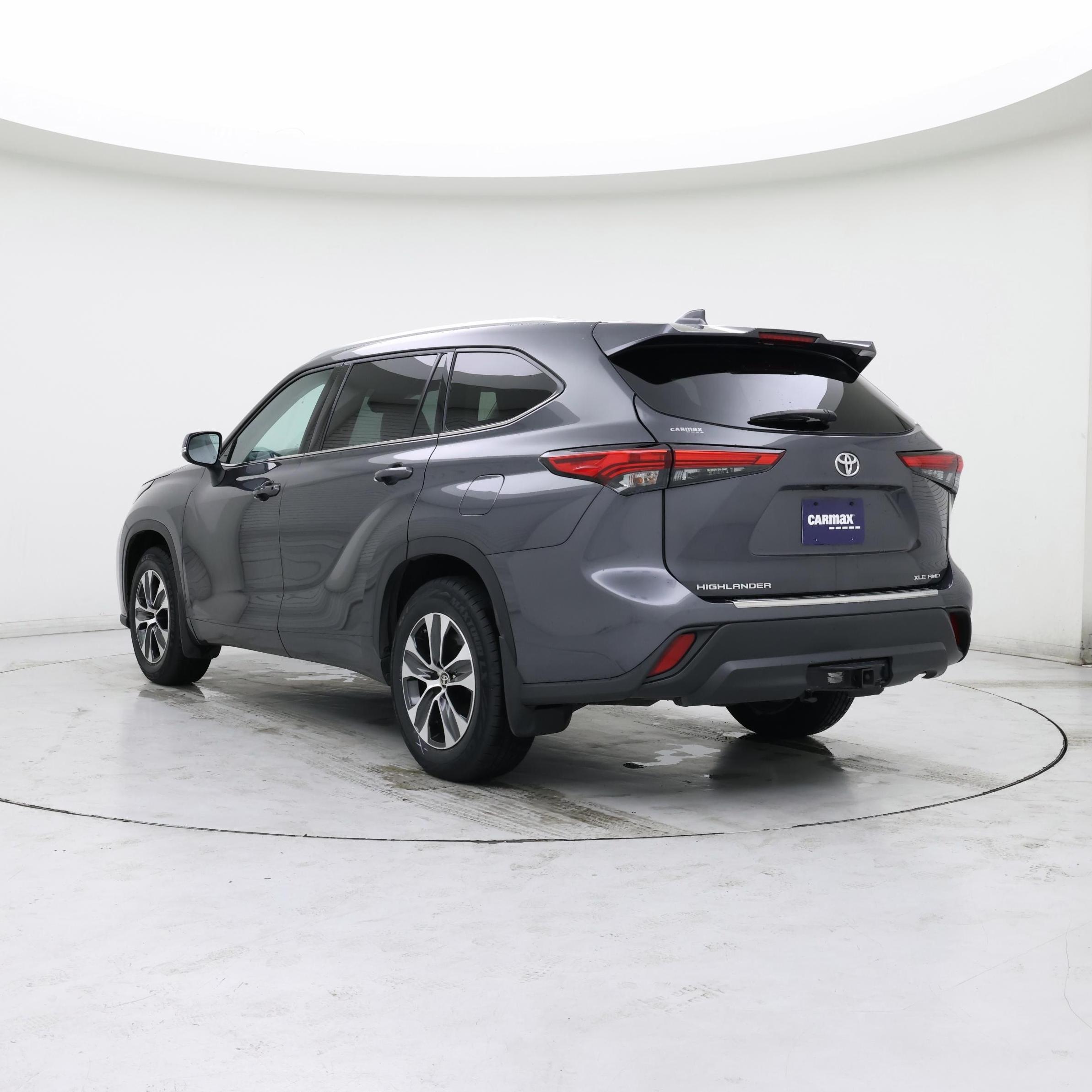Thumbnail: 2021 Toyota Highlander - 2