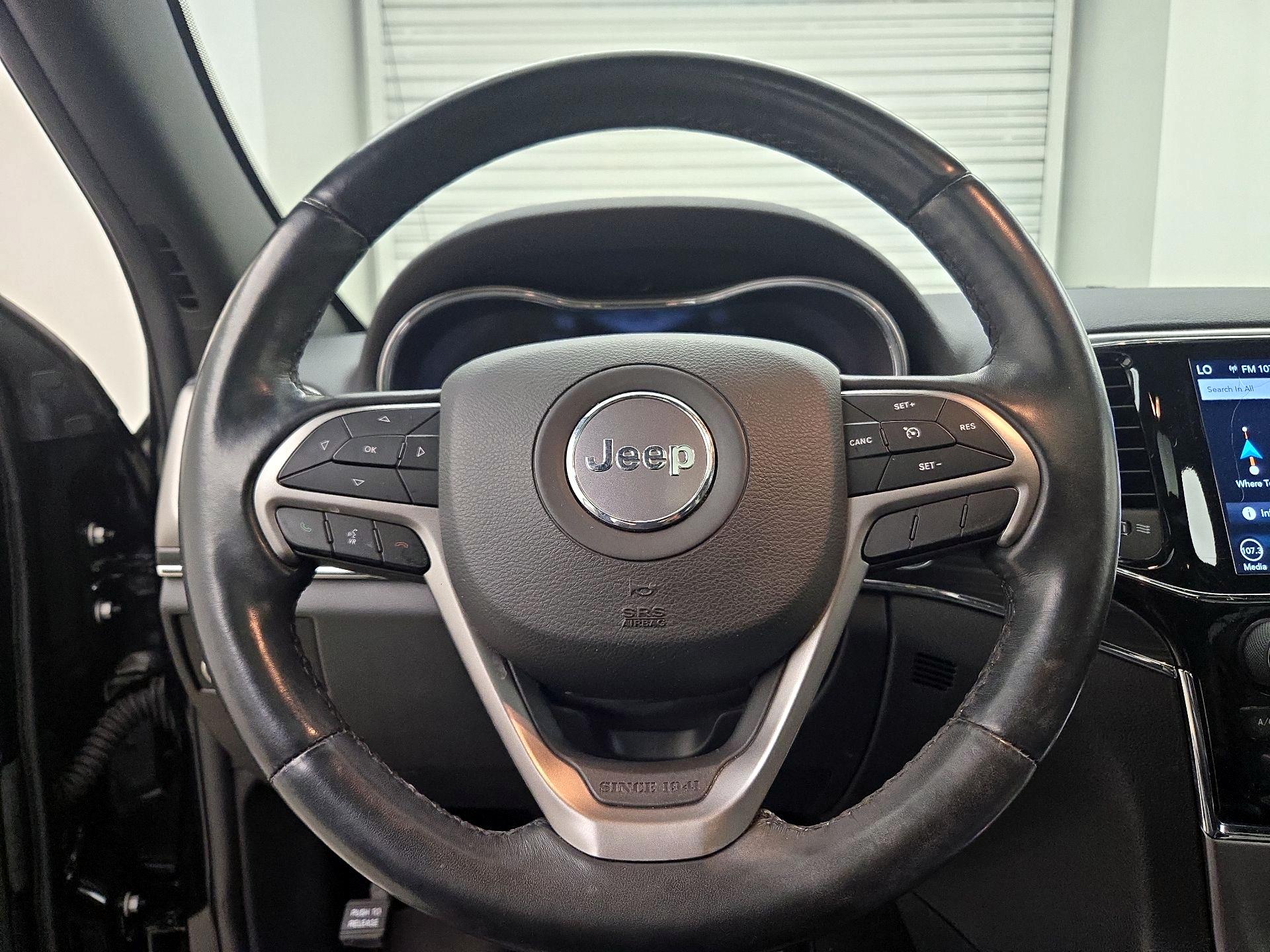 Thumbnail: 2020 Jeep Grand Cherokee - 10
